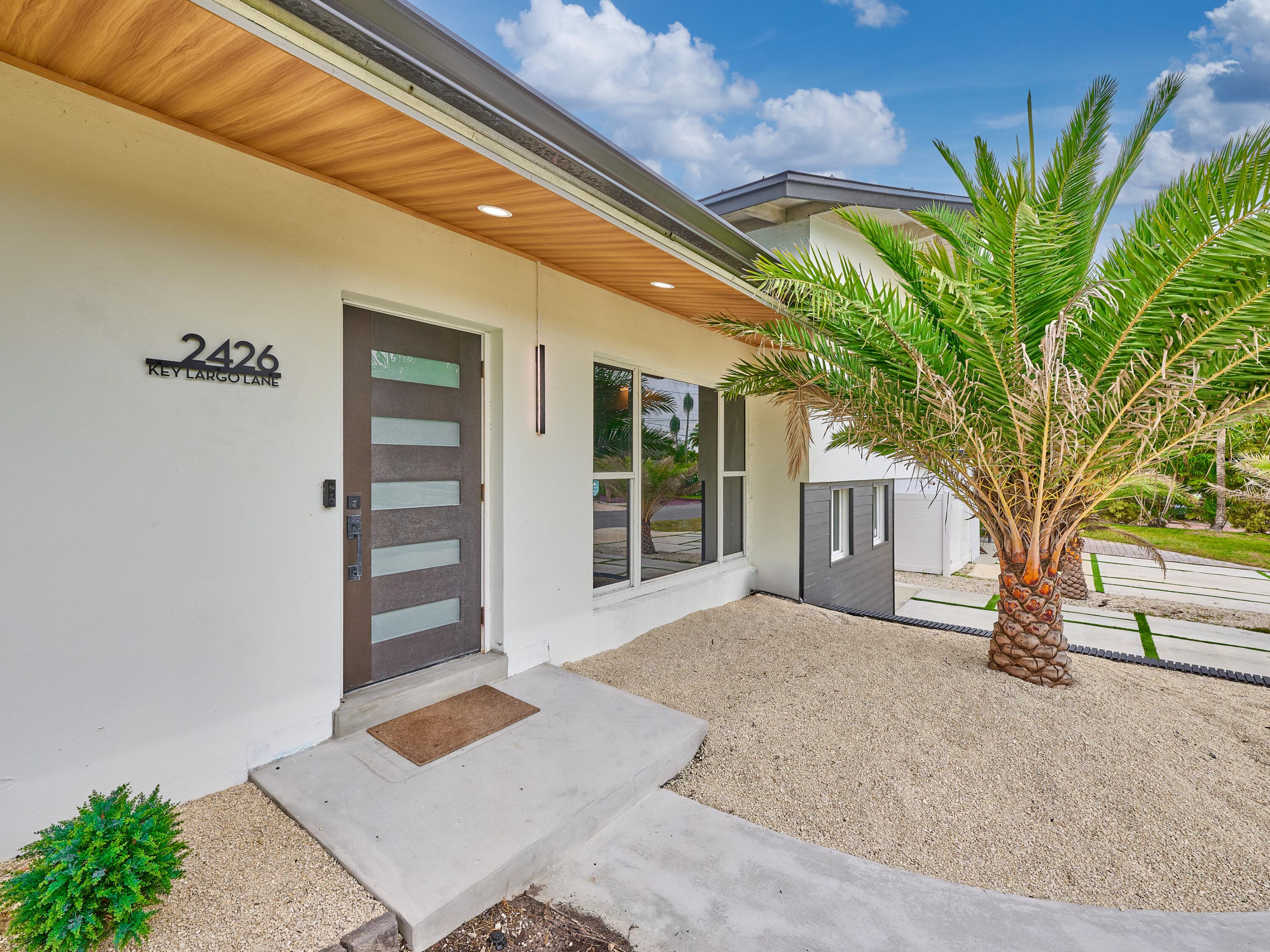 2426 Key Largo Lane, Fort Lauderdale, FL 33312 — photo 4 of 107