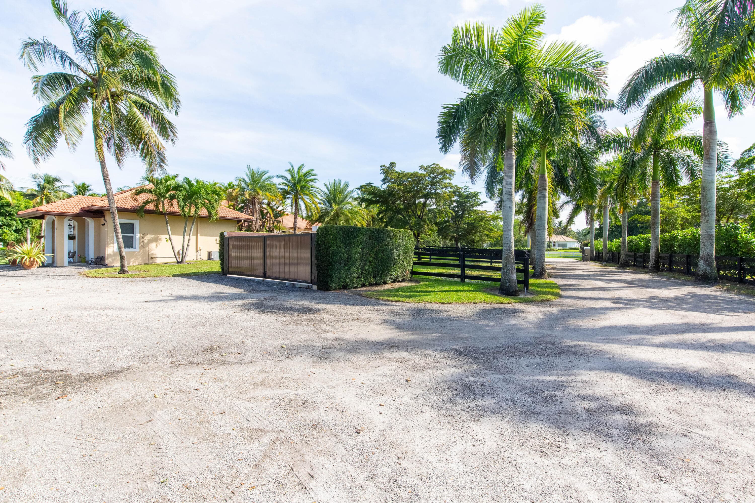 14943 Paddock Drive, Wellington, FL 33414 — photo 35 of 45