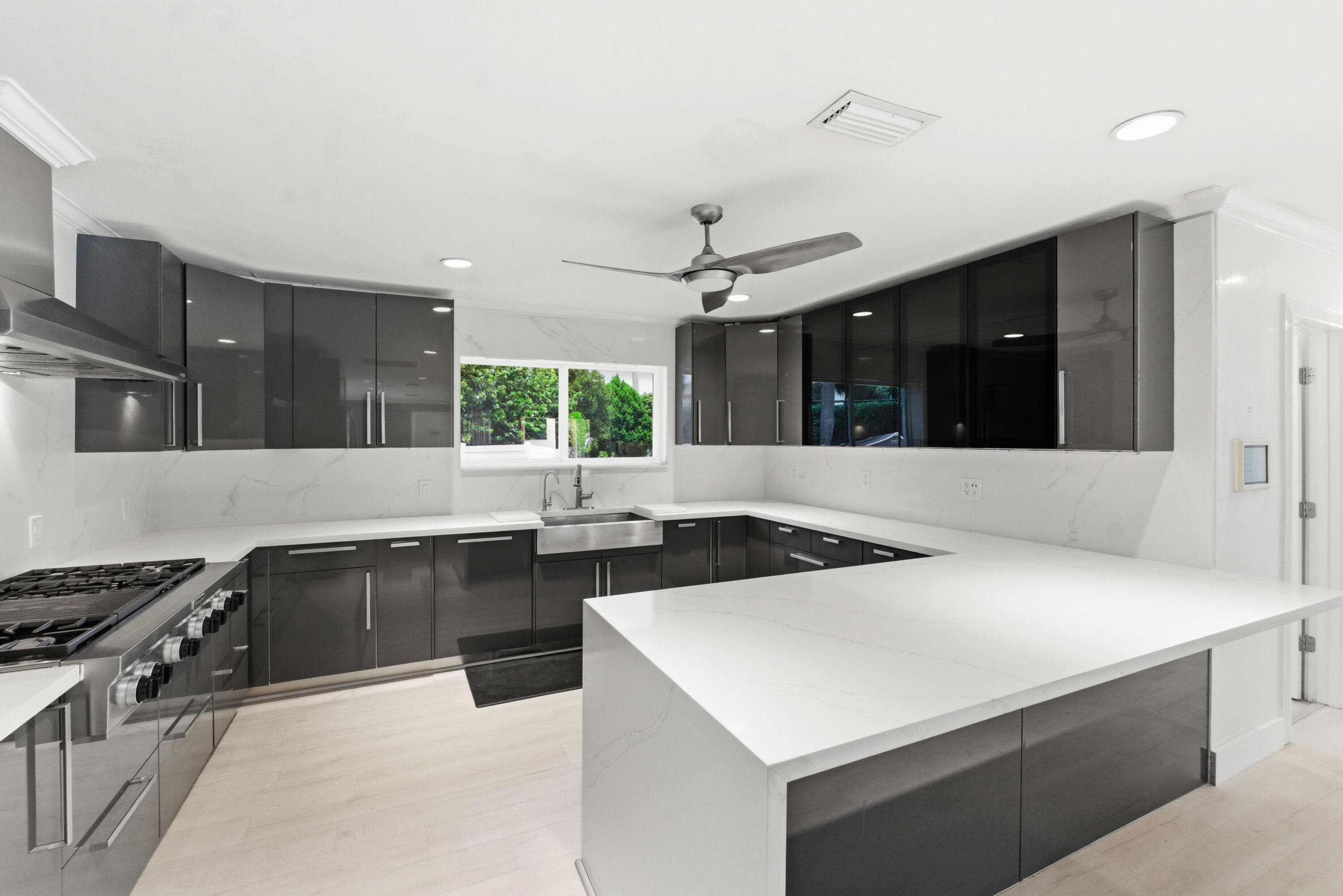 5900 Bayview Drive, Fort Lauderdale, FL 33308 — photo 12 of 51