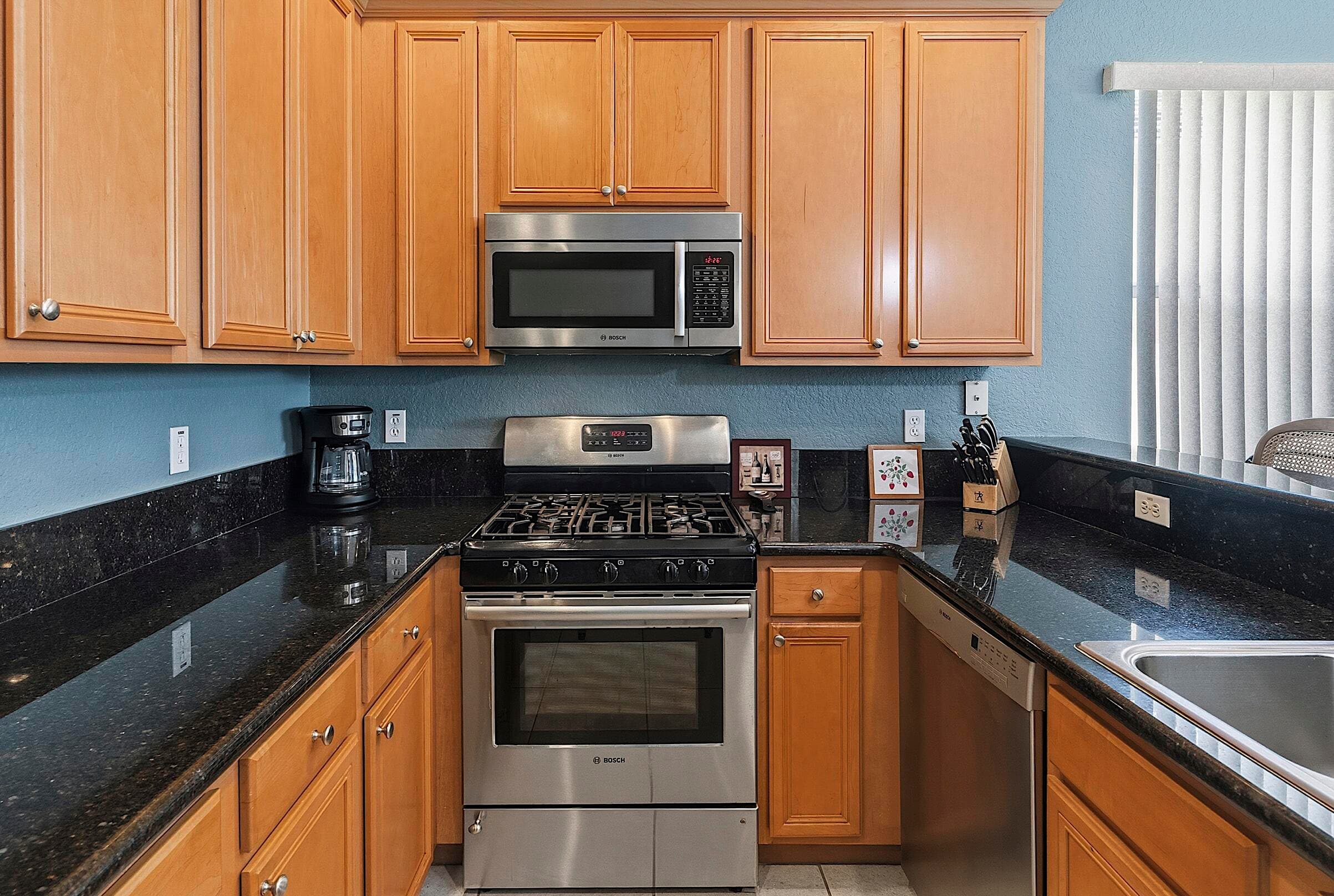 217 Berenger Walk, Royal Palm Beach, FL 33414 — photo 7 of 41