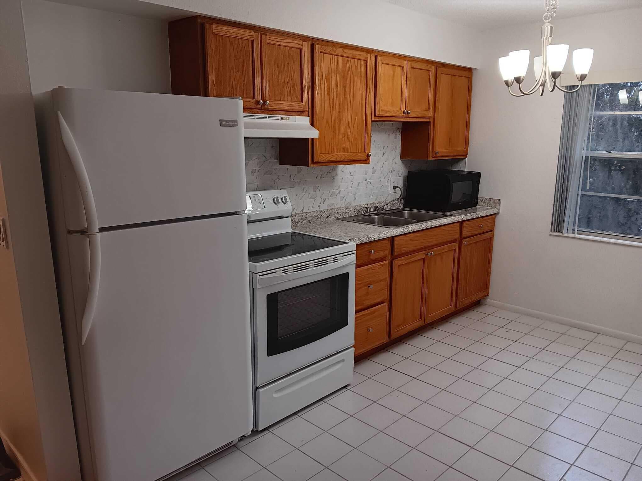 714 Michigan Court 4, St. Cloud, FL 34769 — photo 11 of 25