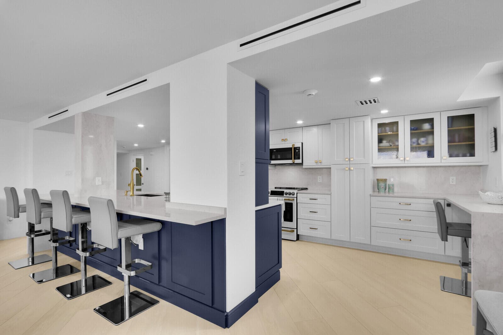 5380 N Ocean Drive 17e, Singer Island, FL 33404 — photo 13 of 64