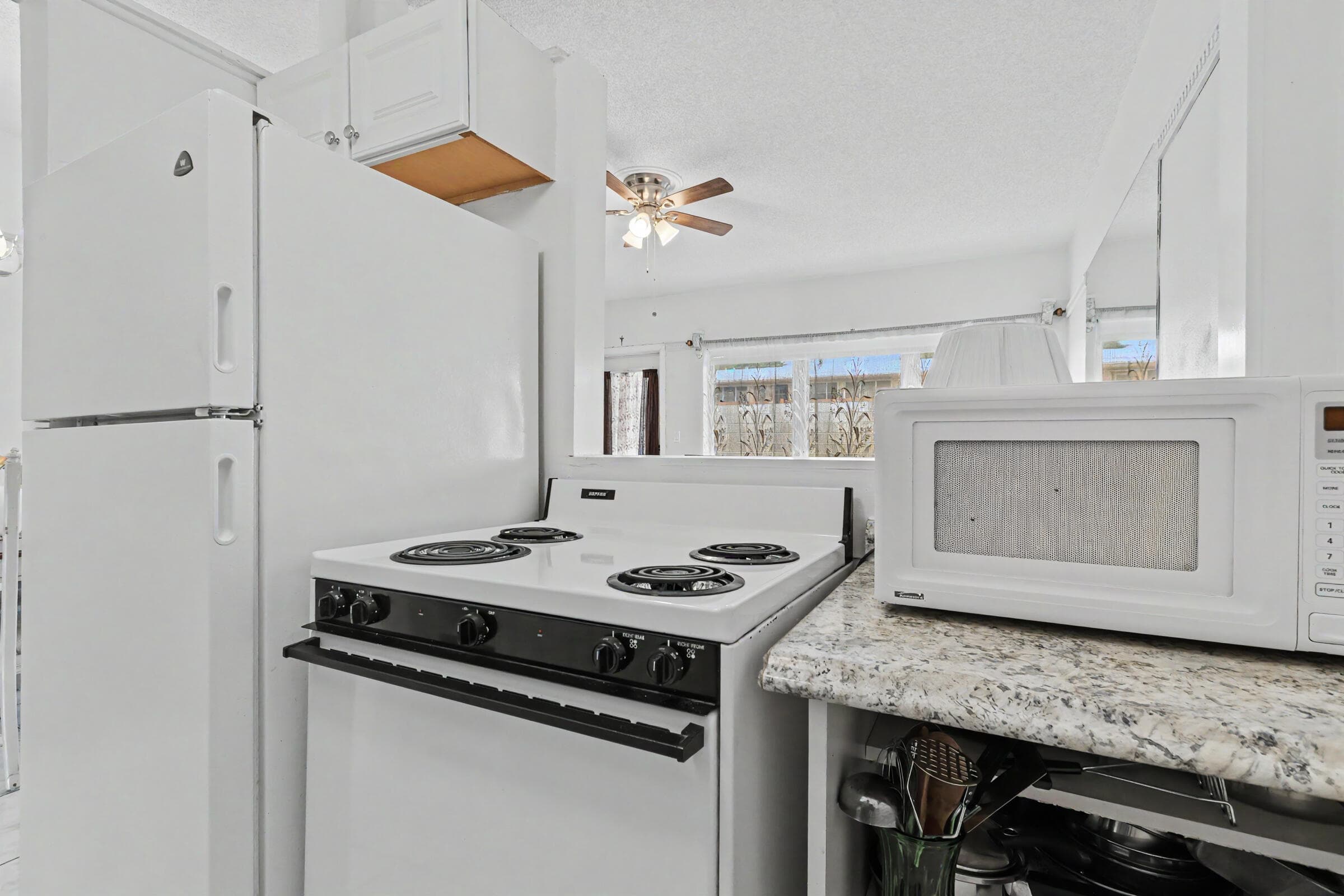 800 SW 10th Terrace T-6, Hallandale Beach, FL 33009 — photo 18 of 46
