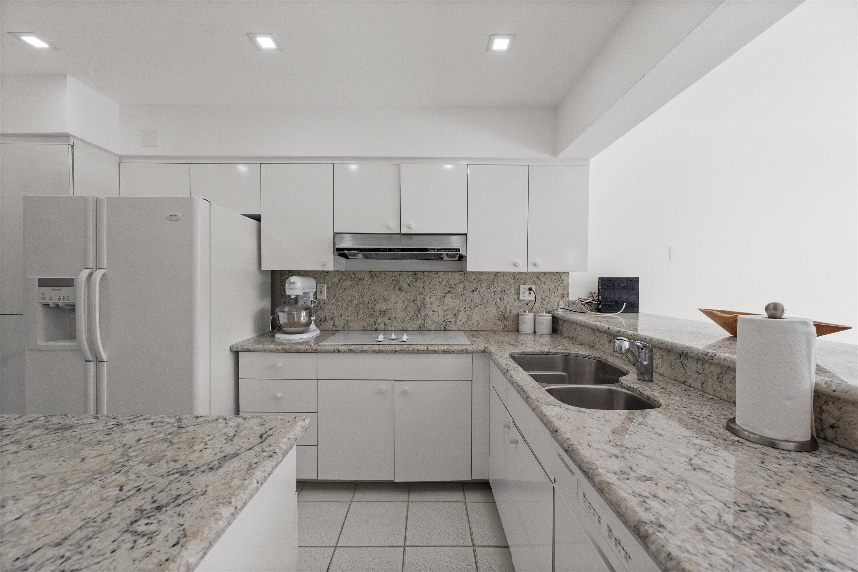 2580 S Ocean Boulevard 1a1, Palm Beach, FL 33480 — photo 8 of 39