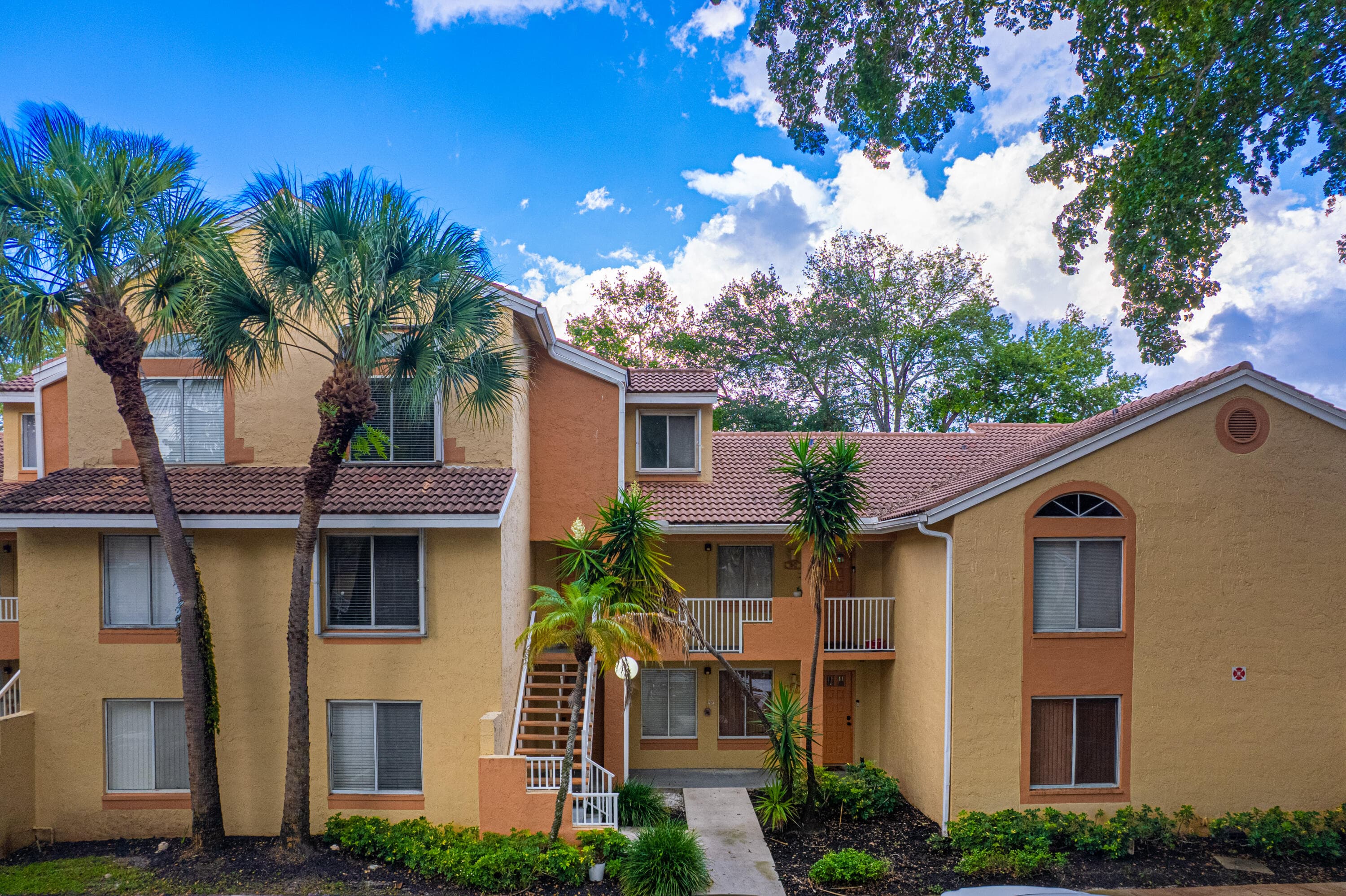 1041 Coral Club Drive 1041, Coral Springs, FL 33071 — photo 1 of 30