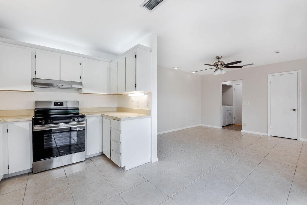 1773 N Congress Avenue, West Palm Beach, FL 33401 — photo 13 of 30
