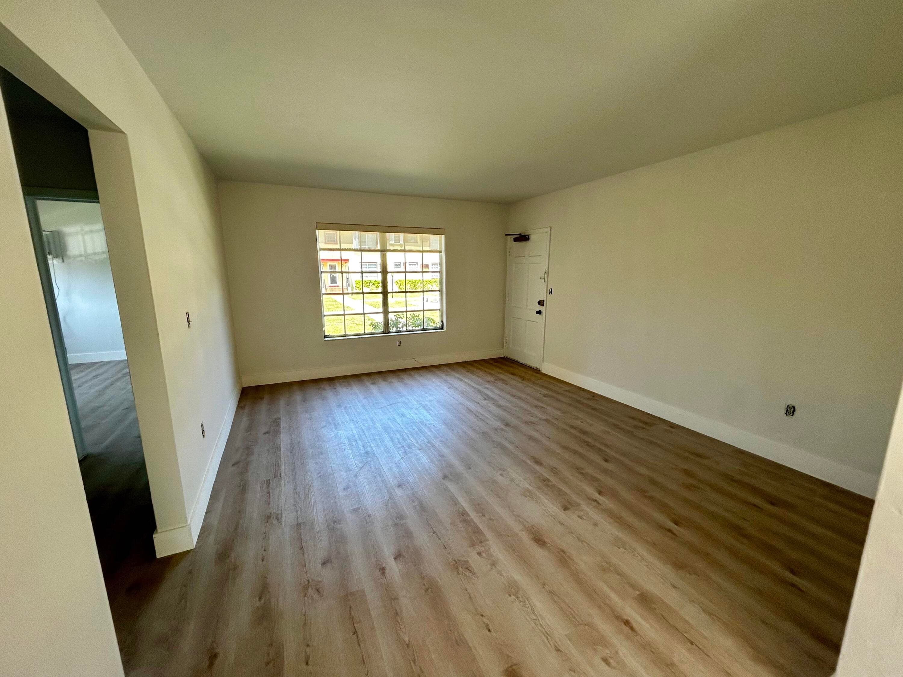 631 SW 11th Street 1w, Miami, FL 33129 — photo 8 of 12