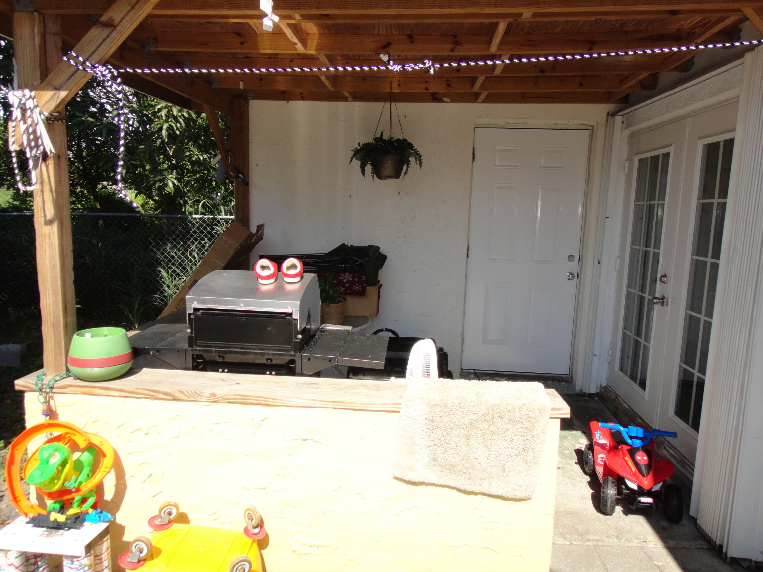 4876 Saratoga Road, West Palm Beach, FL 33415 — photo 10 of 11