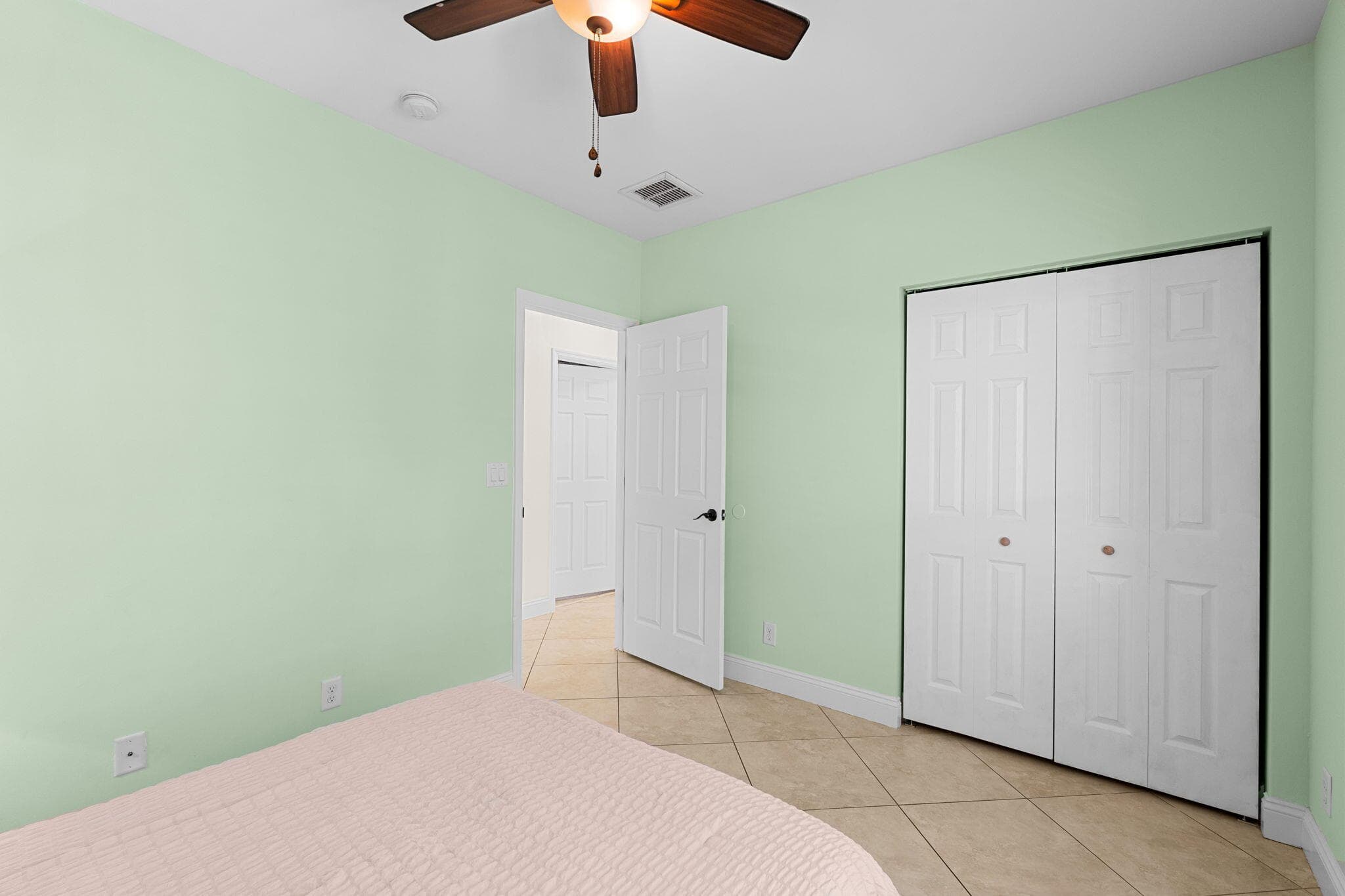 255 NE 12th Street, Delray Beach, FL 33444 — photo 35 of 65