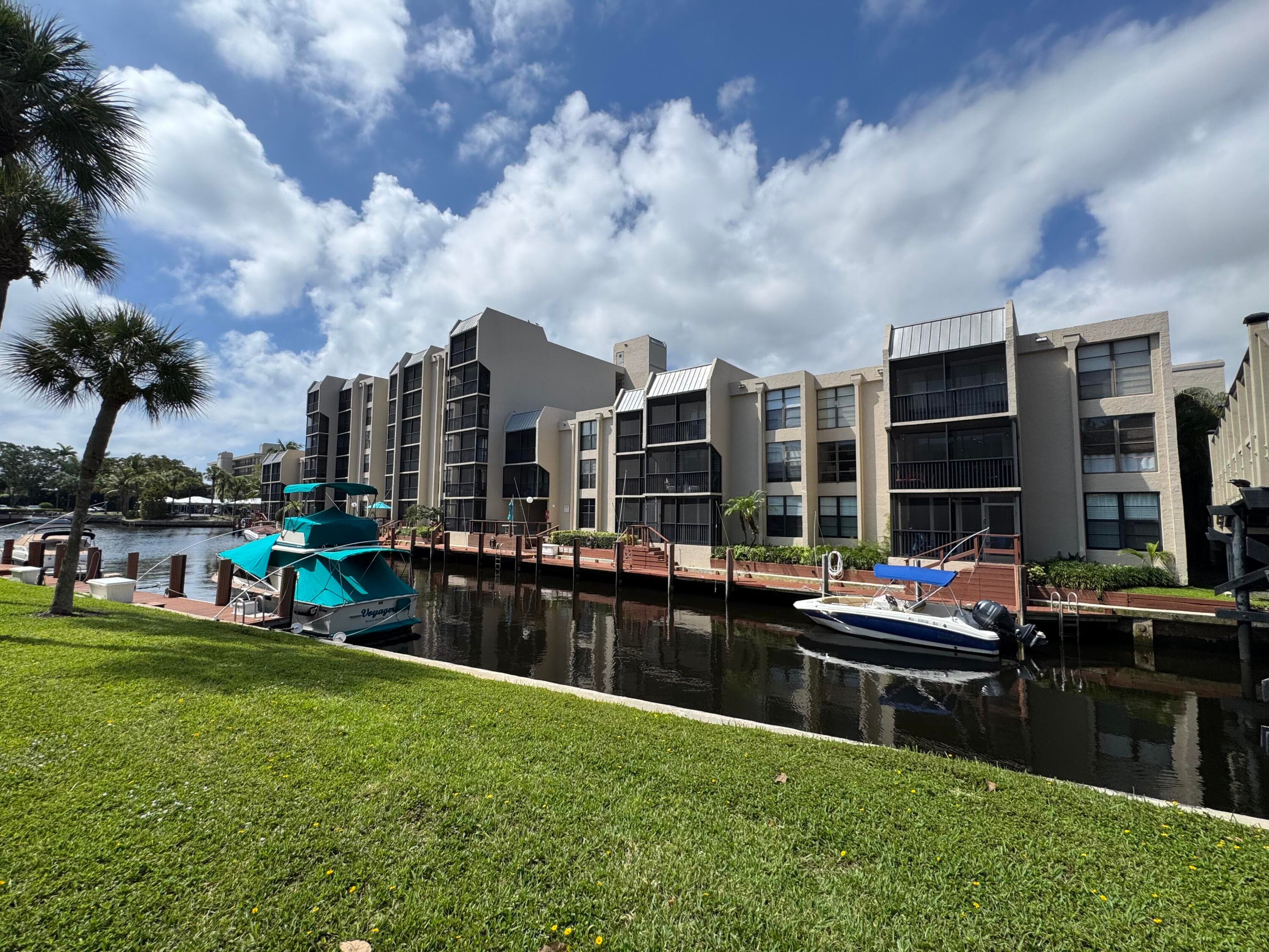 6 Royal Palm Way 202, Boca Raton, FL 33432 — photo 4 of 29