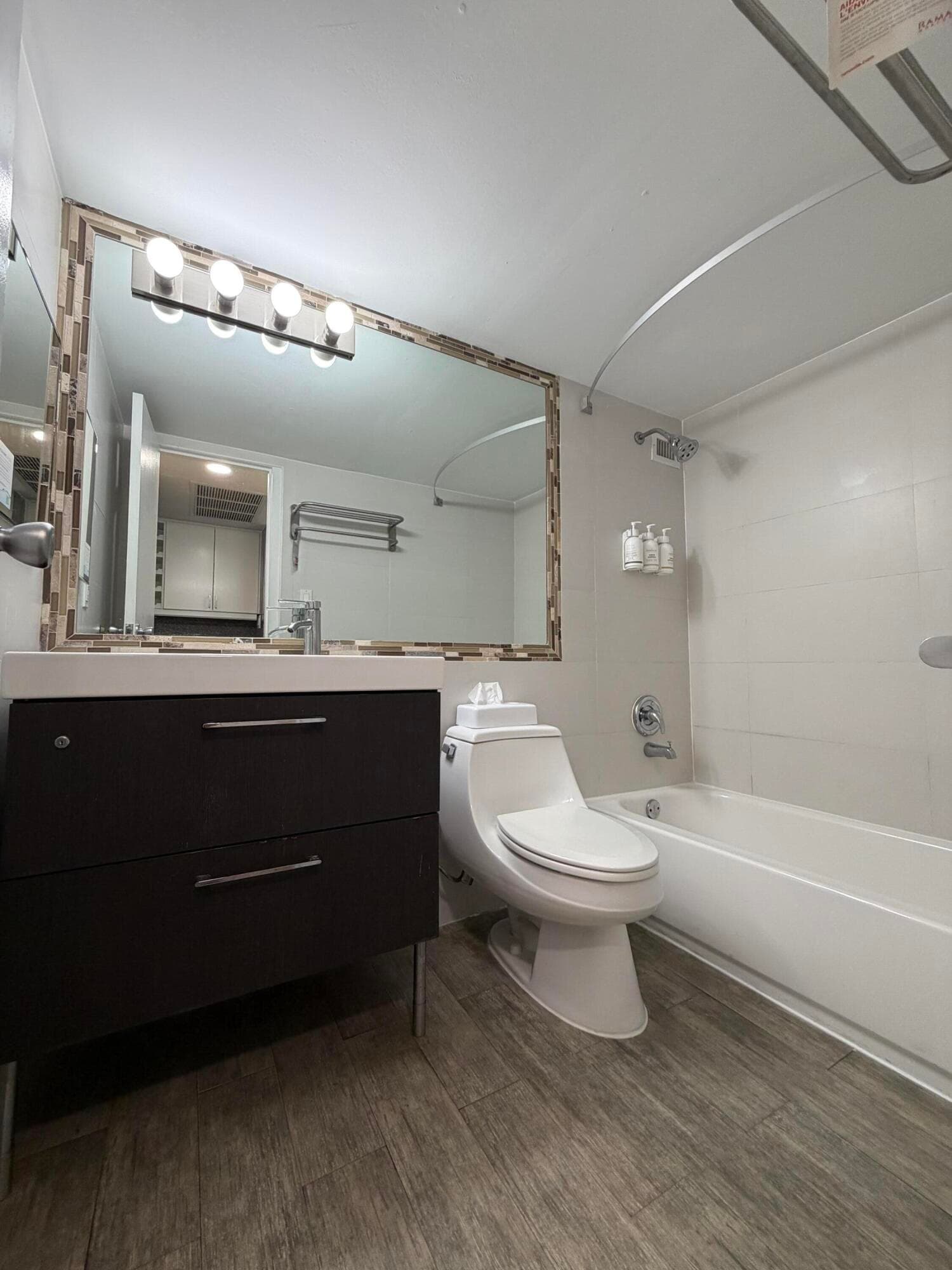 19201 Collins Avenue, Sunny Isles Beach, FL 33160 — photo 12 of 32