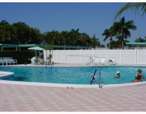 2556 E Dudley Dr Drive E D, West Palm Beach, FL 33415 — photo 7 of 8