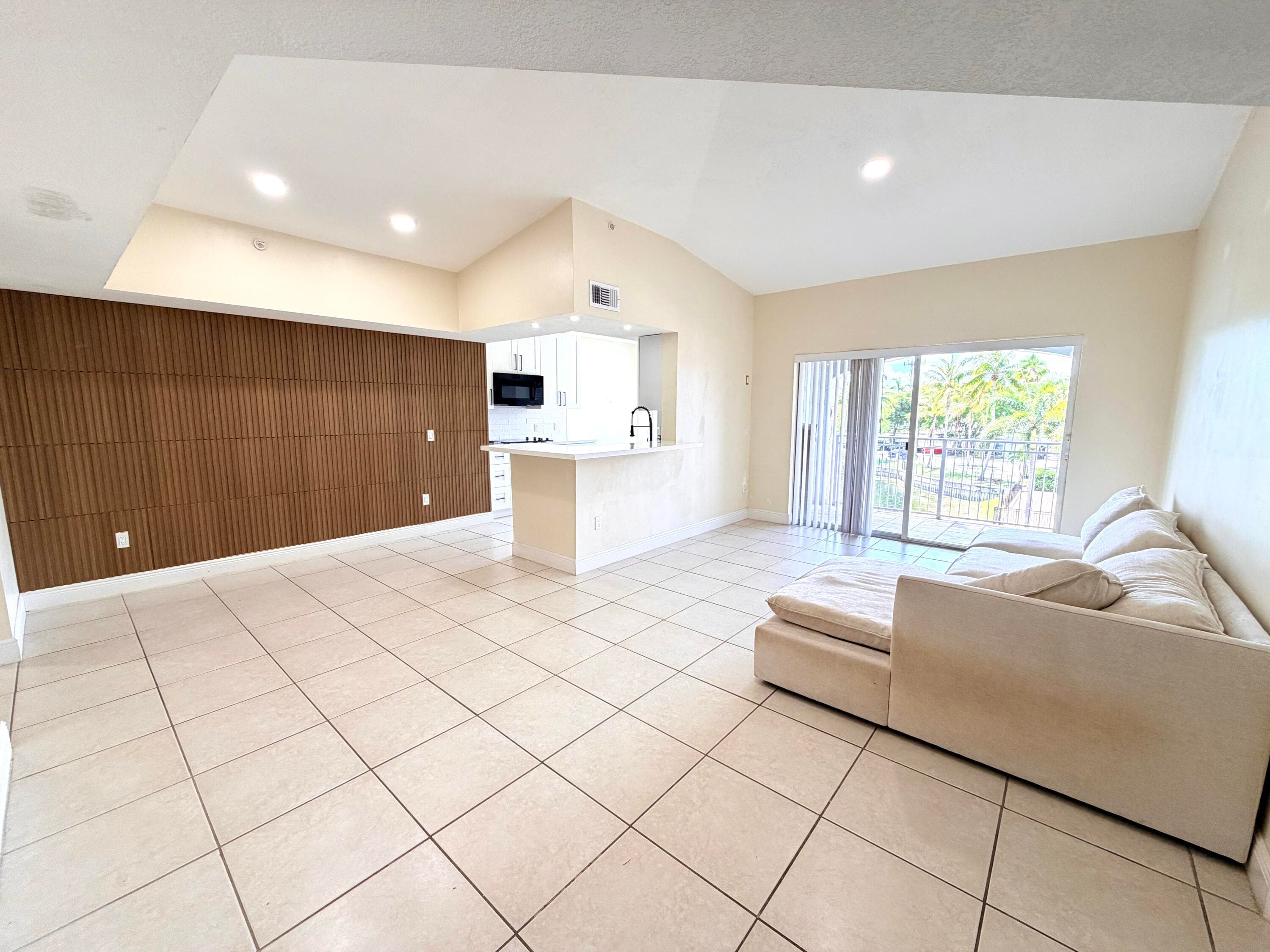 9630 NW 2nd Street 6-308, Pembroke Pines, FL 33024 — photo 11 of 26