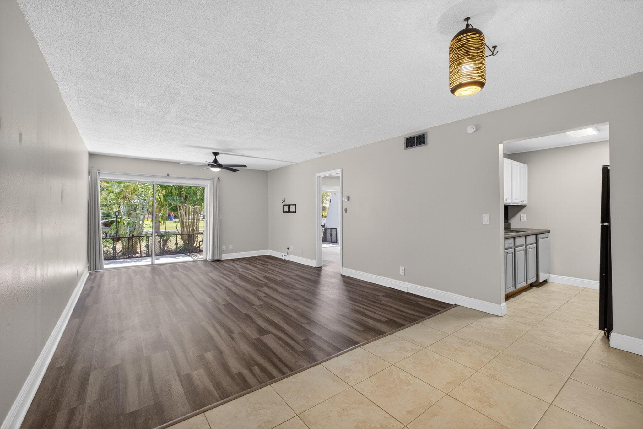 725 Hummingbird Way 109, North Palm Beach, FL 33408 — photo 7 of 42