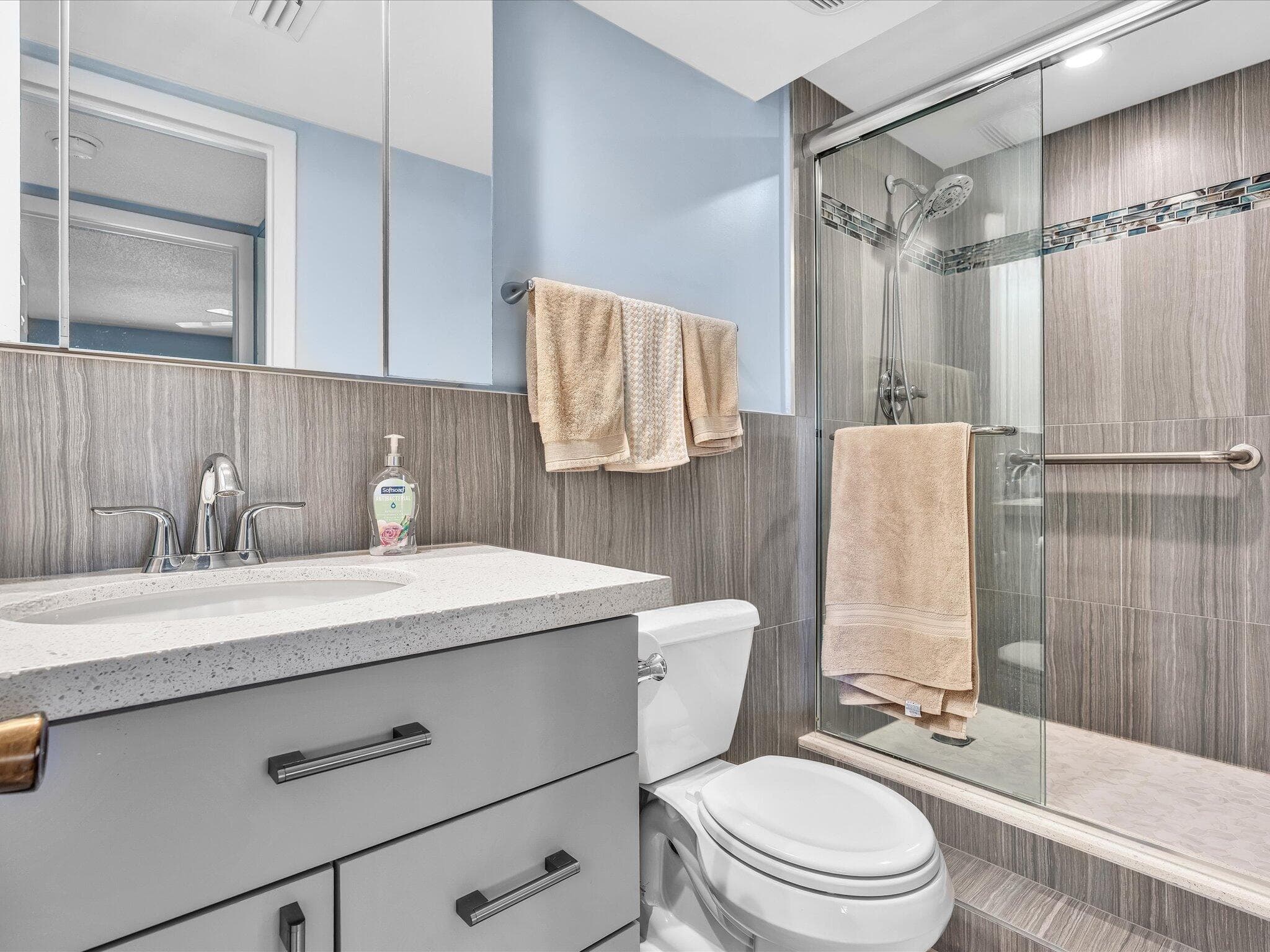 4038 Swansea B, Deerfield Beach, FL 33442 — photo 18 of 37