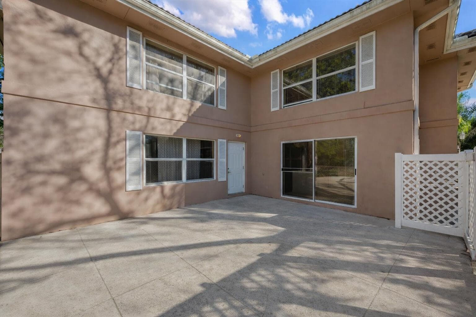 1945 Stratford Way, West Palm Beach, FL 33409 — photo 5 of 43