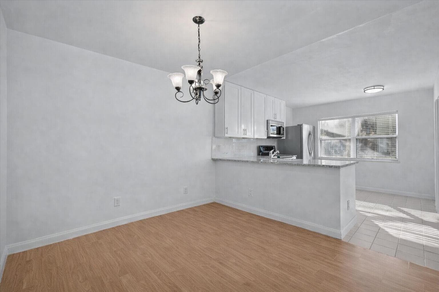 1945 Stratford Way, West Palm Beach, FL 33409 — photo 8 of 43