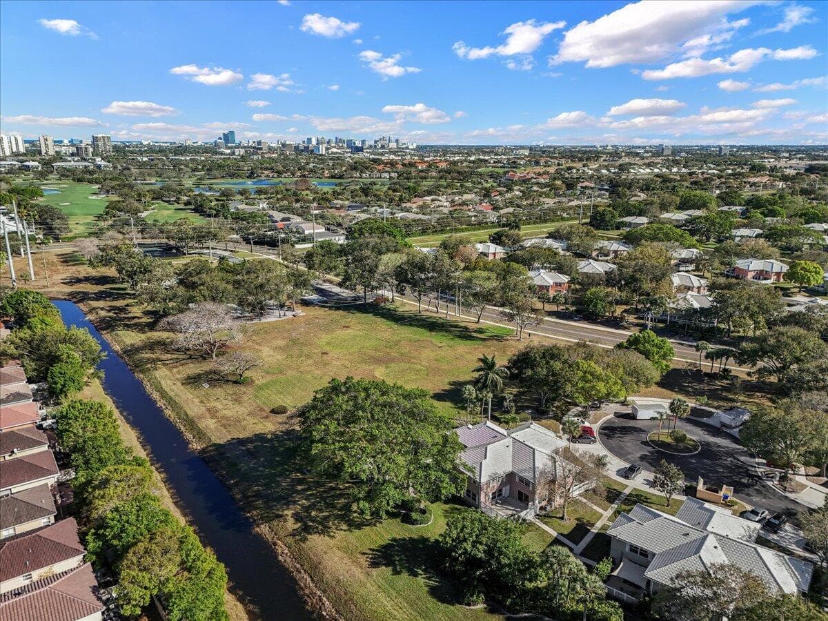 1945 Stratford Way, West Palm Beach, FL 33409 — photo 38 of 43
