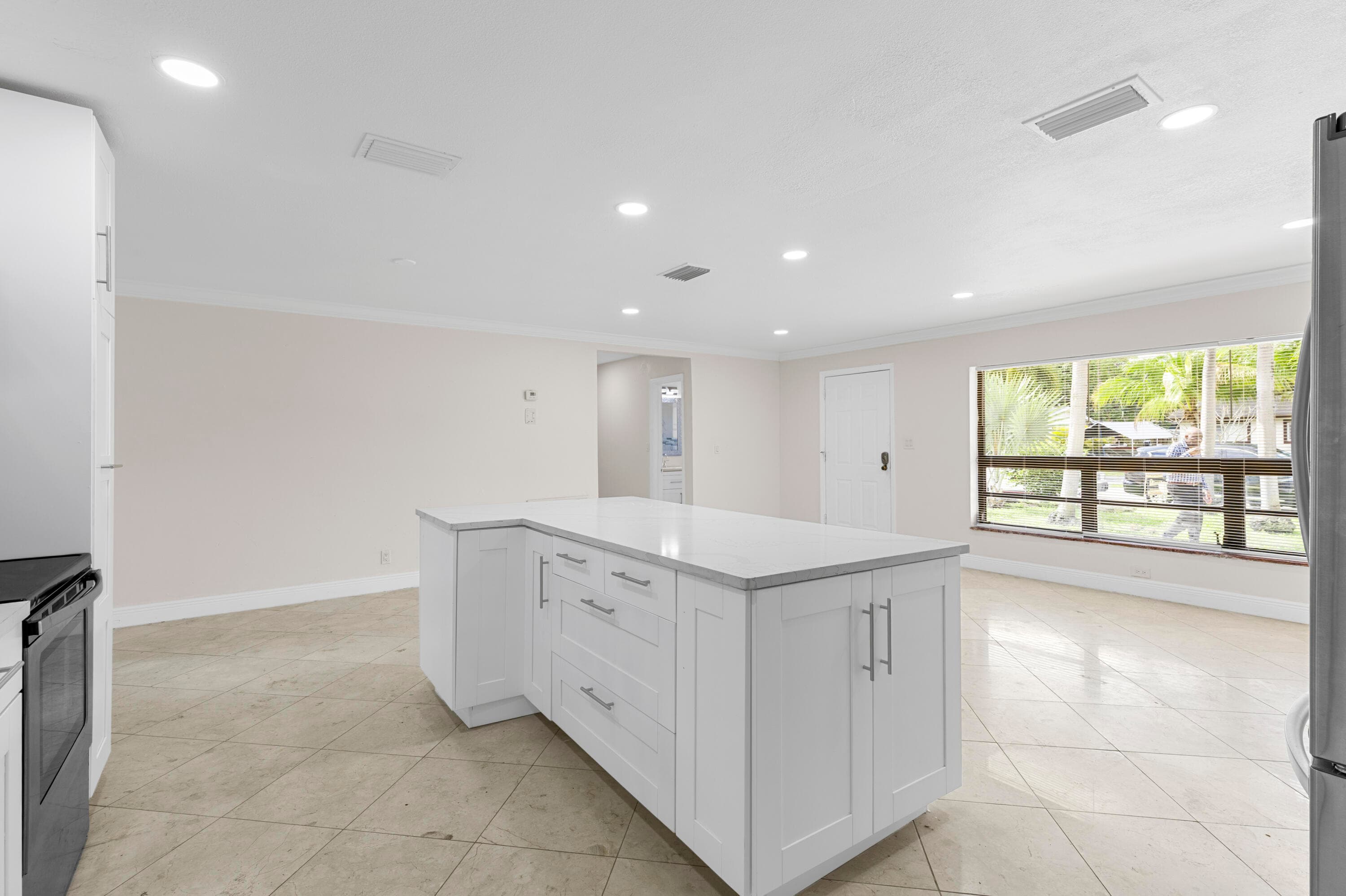 3313 SW 19th Street, Fort Lauderdale, FL 33312 — photo 10 of 18
