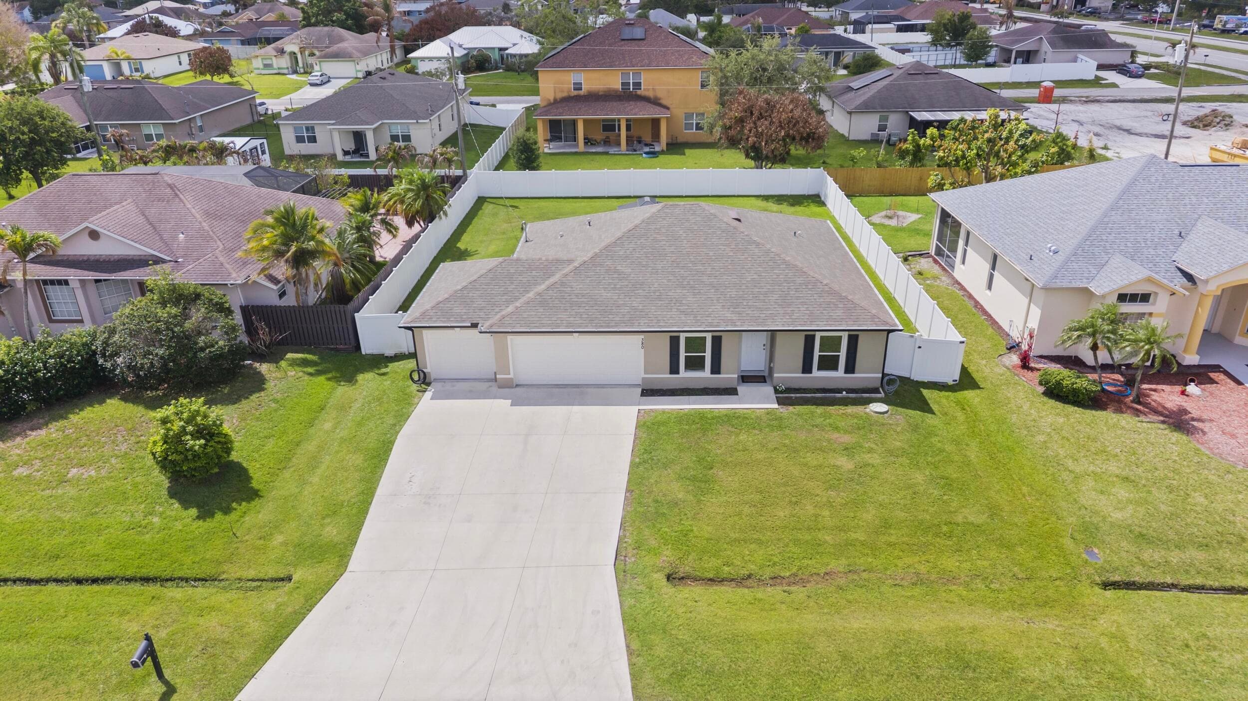 380 SW Donna Terrace, Port St. Lucie, FL 34984 — photo 27 of 62