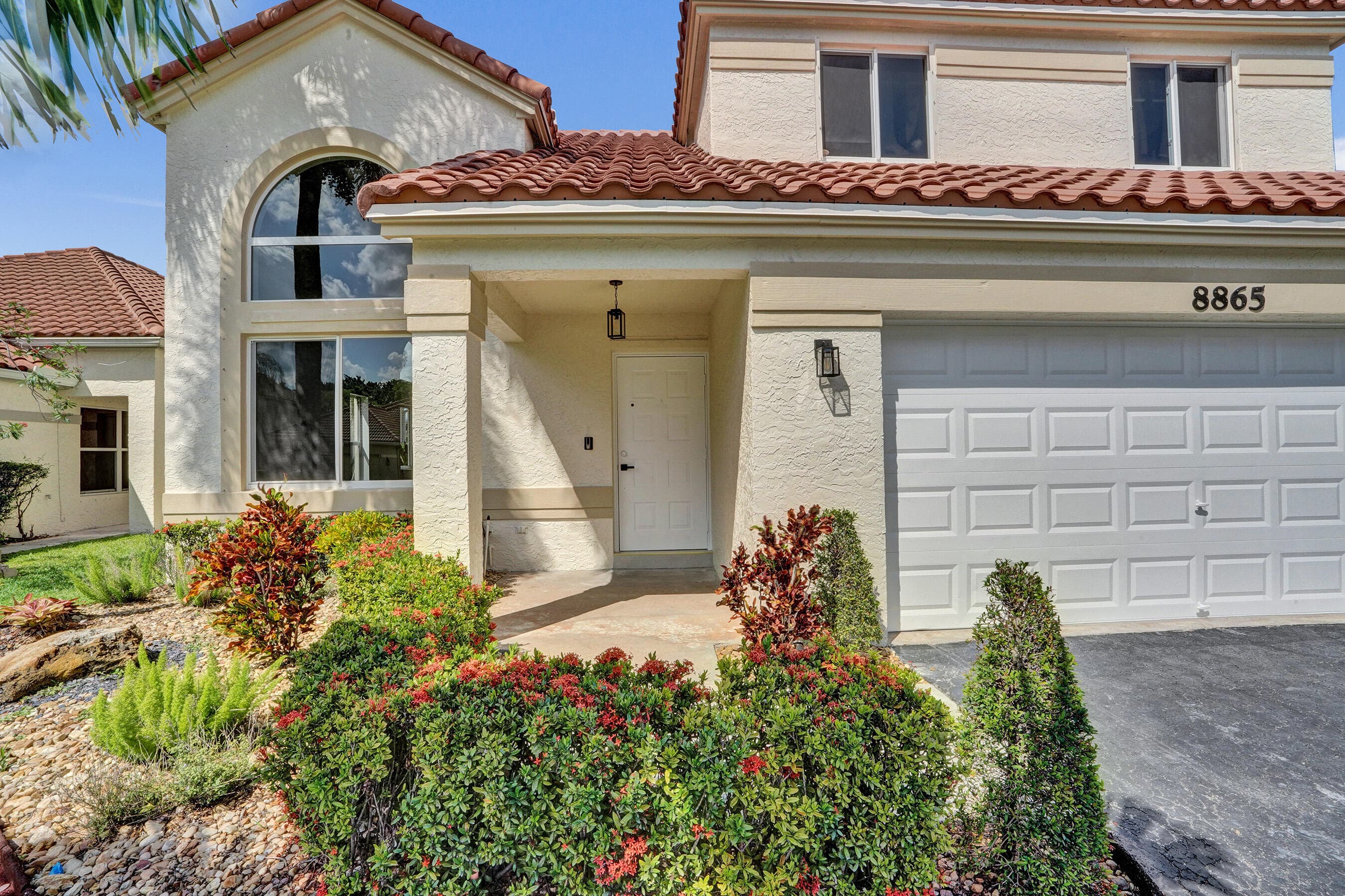 8865 Lake Park Circle S, Davie, FL 33328 — photo 5 of 83