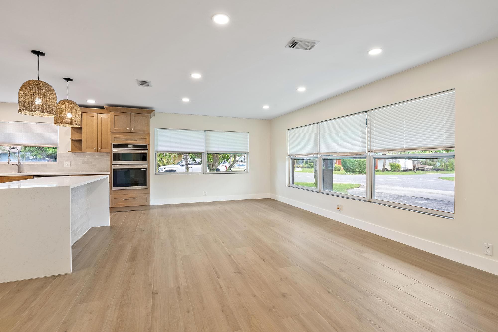 117 SE 22nd Avenue, Boynton Beach, FL 33435 — photo 11 of 27