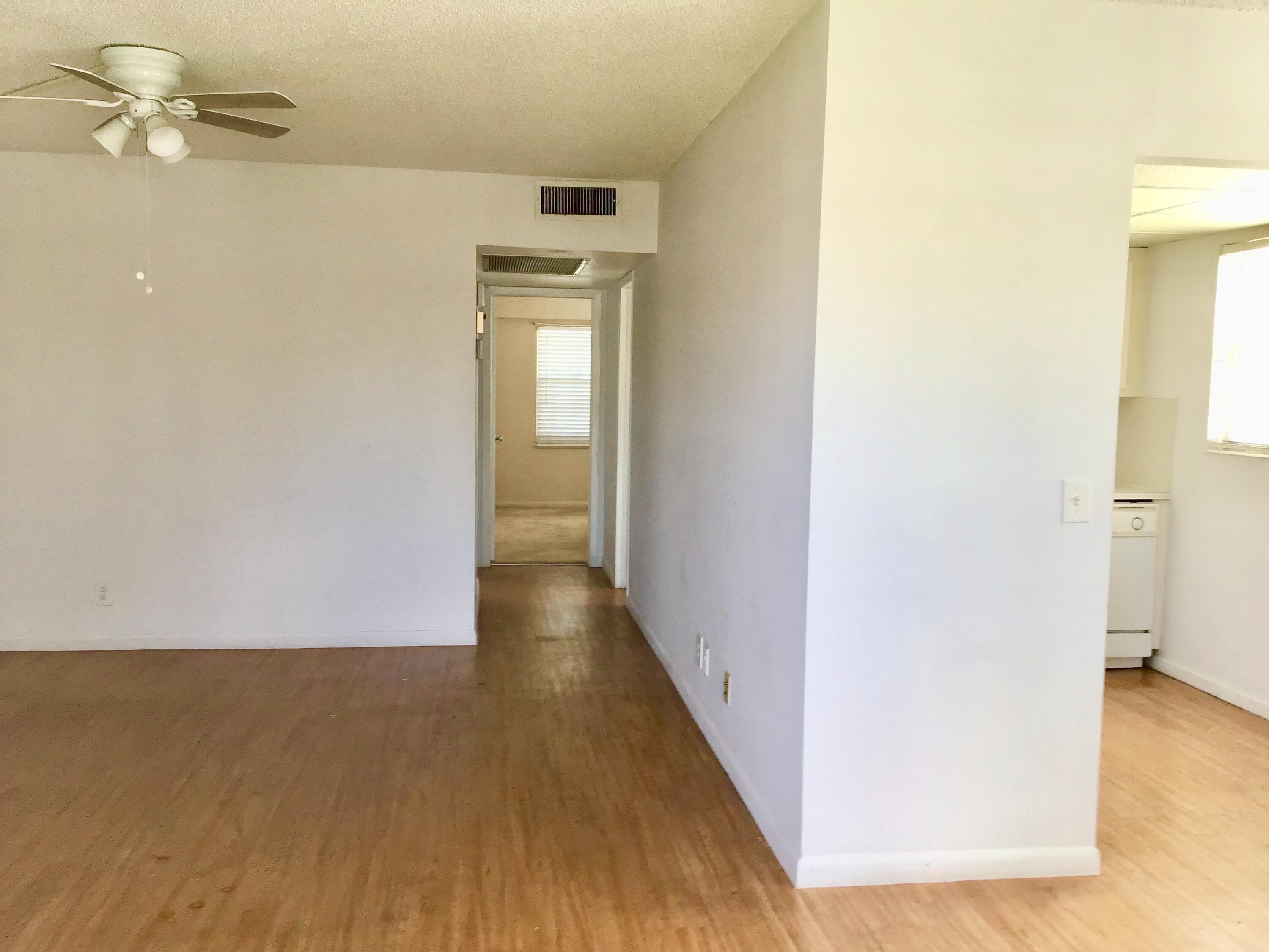 84 Brighton B 84, Boca Raton, FL 33434 — photo 5 of 28