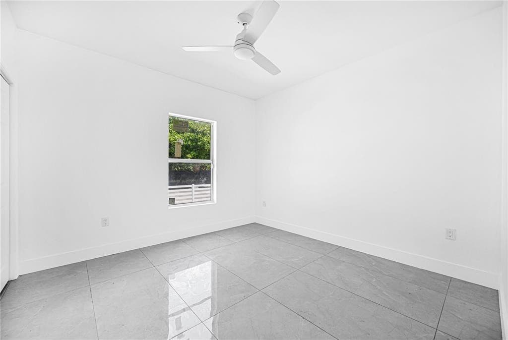 7990 NW 8th Avenue, Miami, FL 33150 — photo 18 of 37