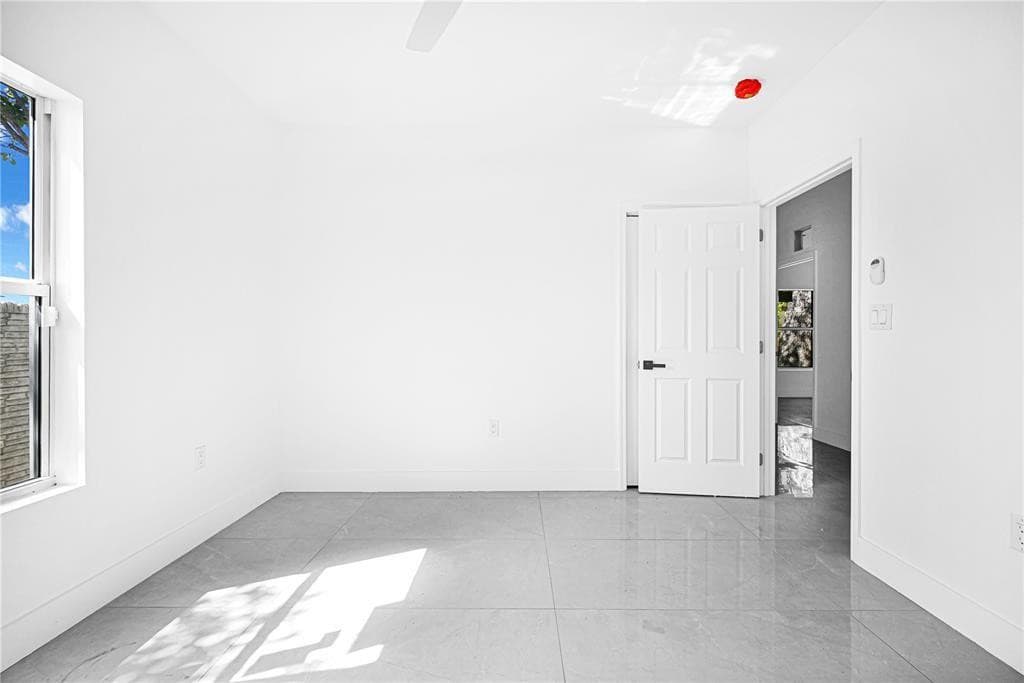 7990 NW 8th Avenue, Miami, FL 33150 — photo 25 of 37