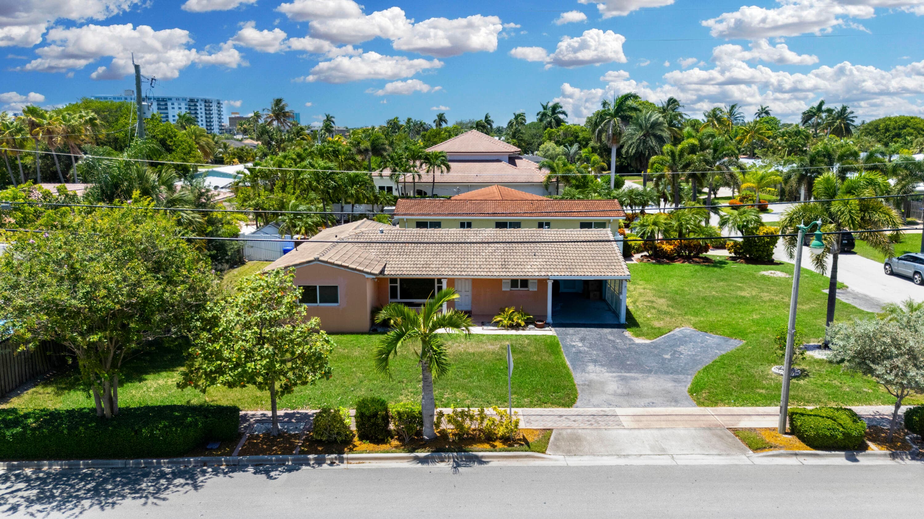 4511 Seagrape Drive, Lauderdale-By-The-Sea, FL 33308 — photo 9 of 33