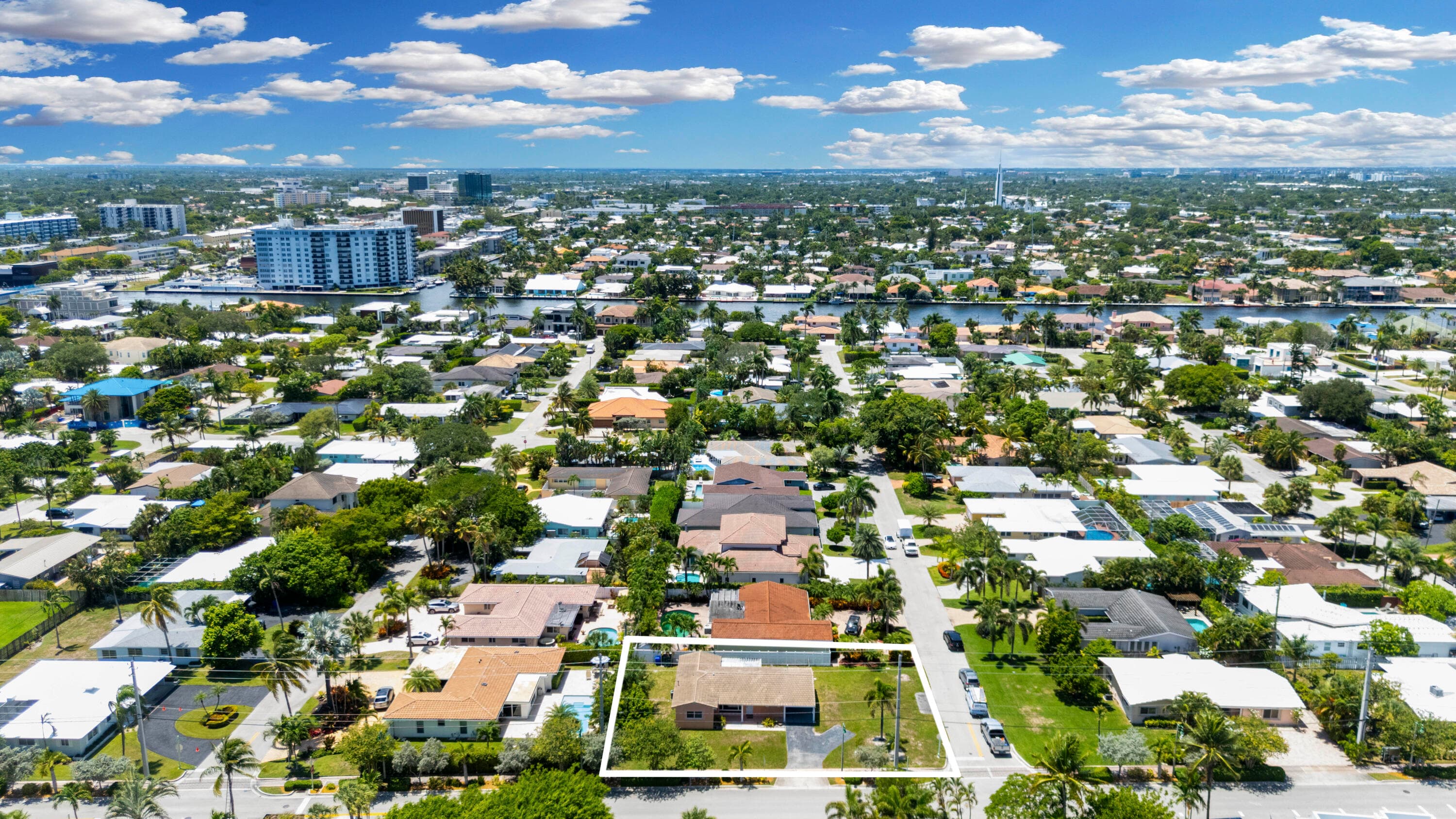 4511 Seagrape Drive, Lauderdale-By-The-Sea, FL 33308 — photo 11 of 33