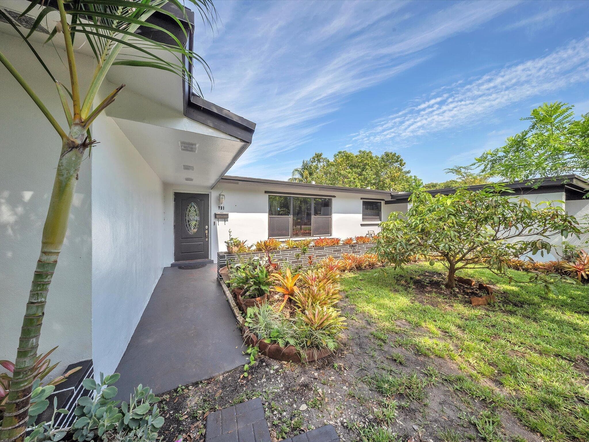 721 SW 38th Avenue, Fort Lauderdale, FL 33312 — photo 7 of 31