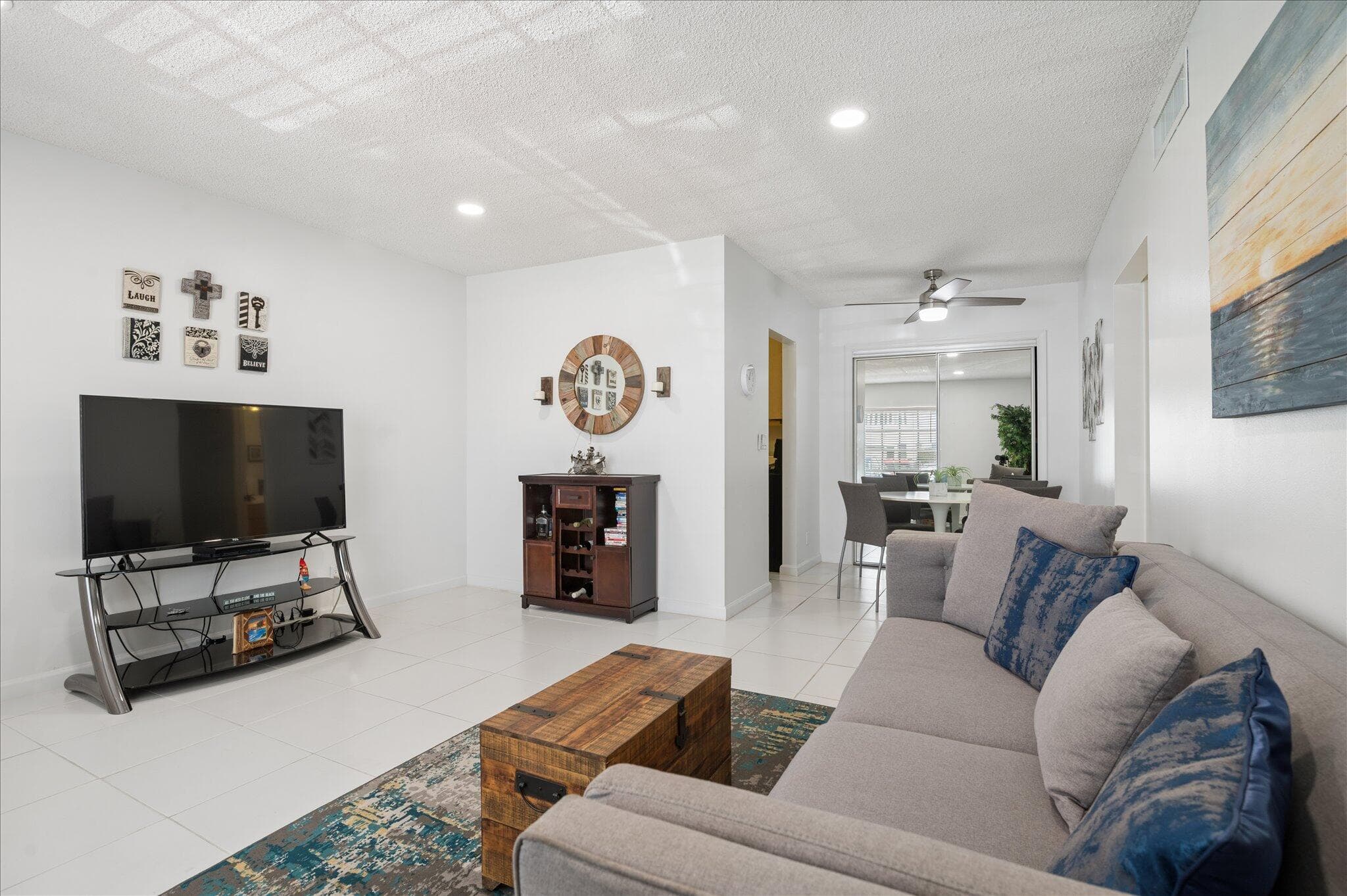 2210 NE 67th Street 1211, Fort Lauderdale, FL 33308 — photo 2 of 18