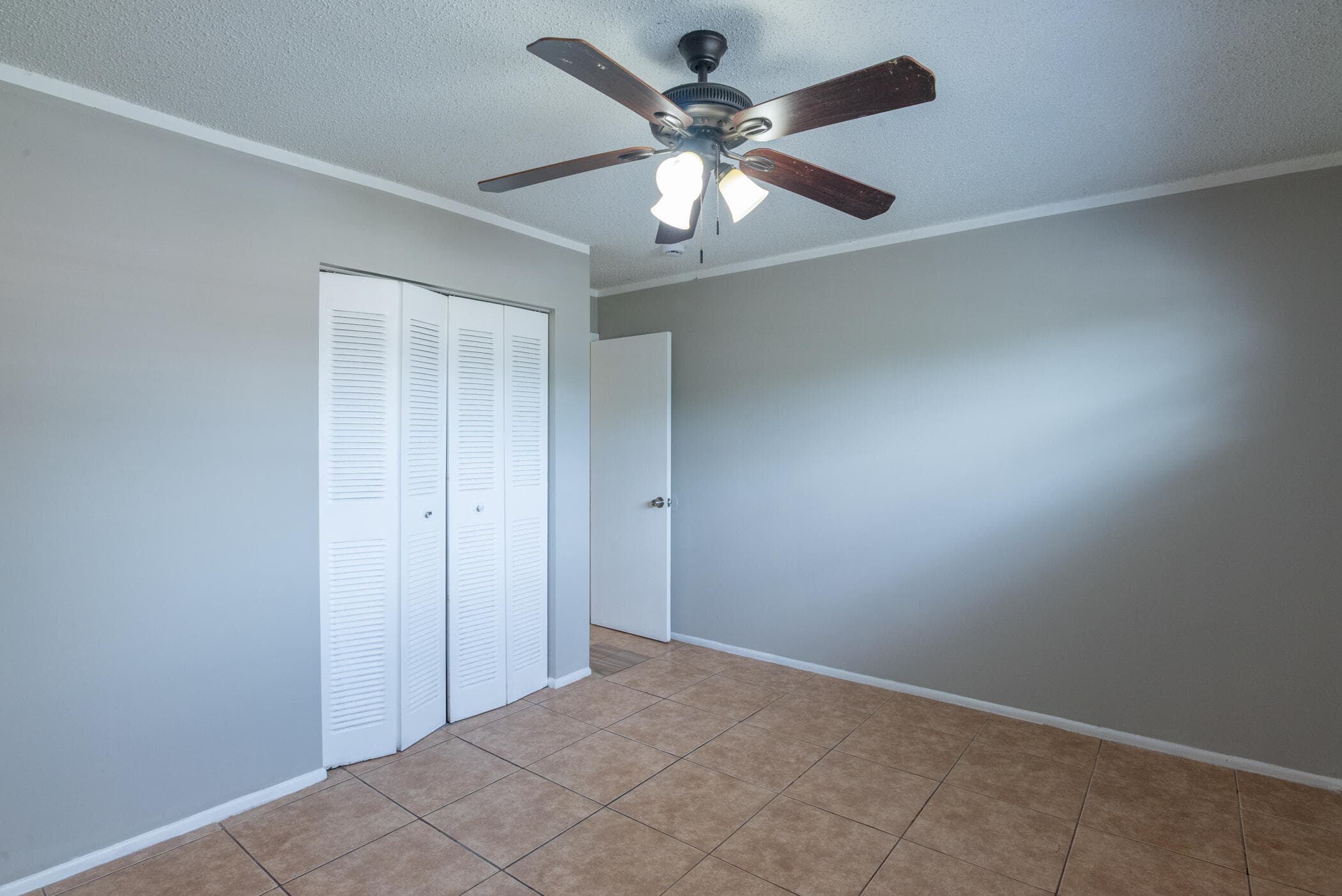 1218 Giller Avenue, Mangonia Park, FL 33407 — photo 4 of 7