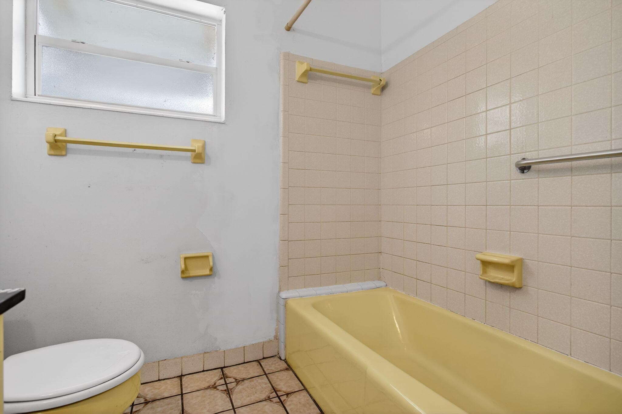 2540 NW 34th Terrace, Lauderdale Lakes, FL 33311 — photo 19 of 47