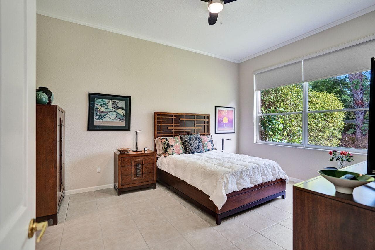 9625 Via Elegante, Wellington, FL 33411 — photo 17 of 43