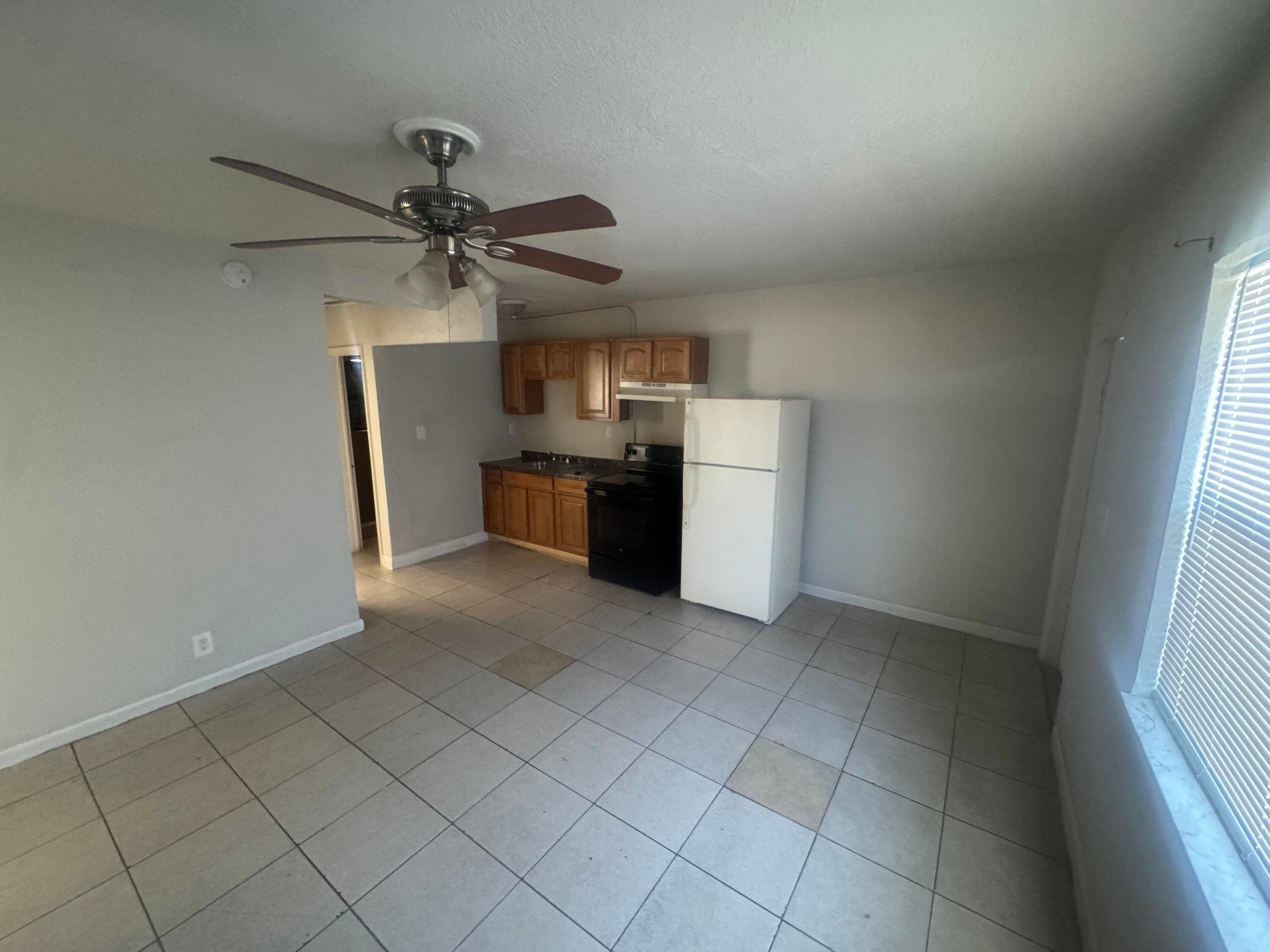 4401 SW 20th Street 1-5, West Park, FL 33023 — photo