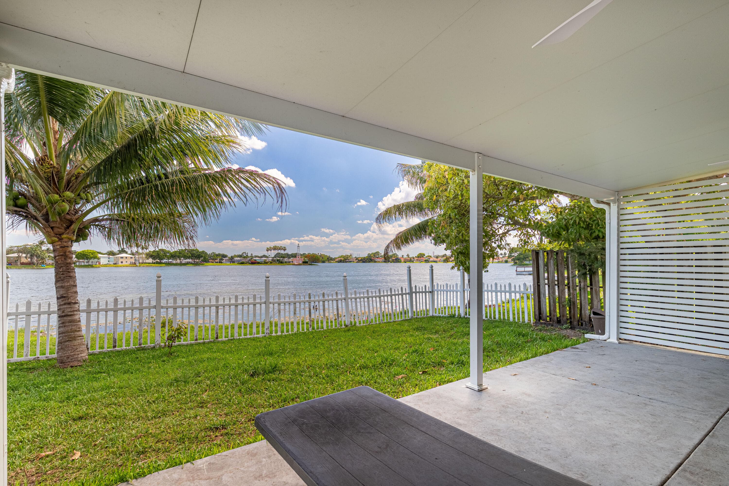 6466 Buena Vista Drive, Margate, FL 33063 — photo 7 of 44