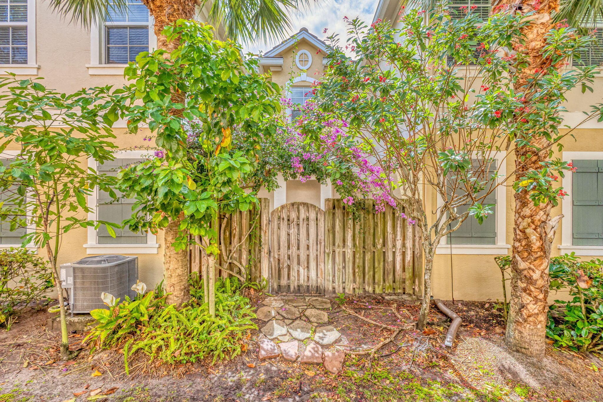 575 Dakota Drive, Jupiter, FL 33458 — photo 3 of 63