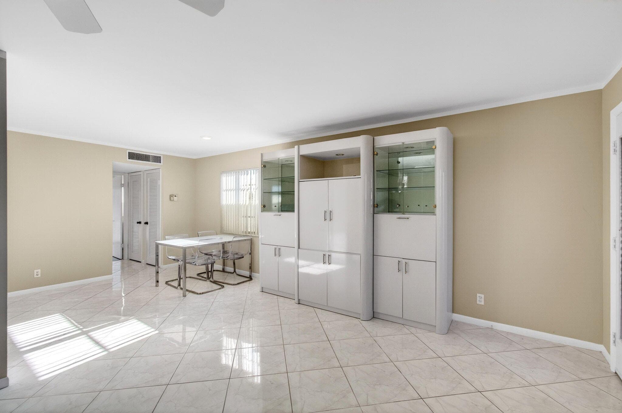 95 Burgundy B, Delray Beach, FL 33484 — photo 9 of 52