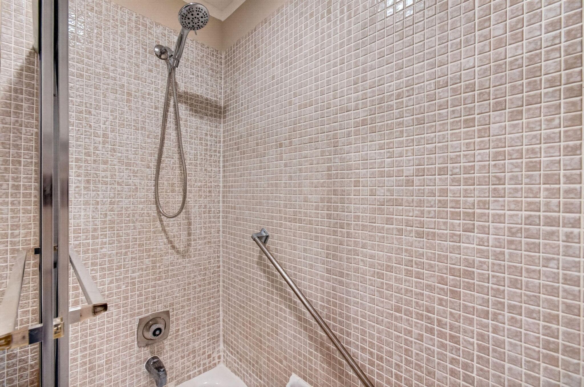 95 Burgundy B, Delray Beach, FL 33484 — photo 28 of 52