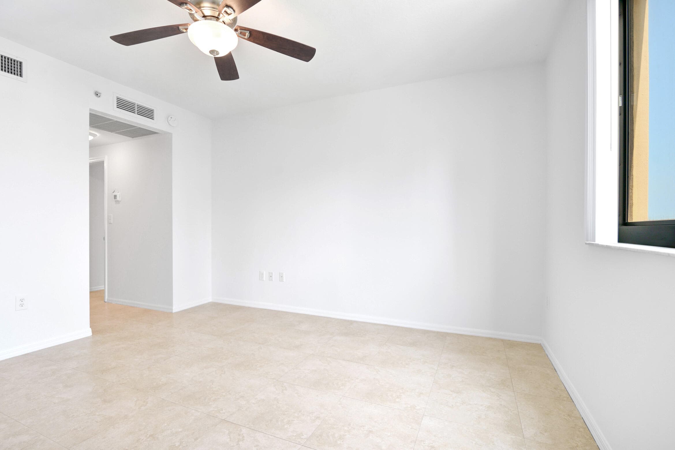 100 N Federal Highway 734, Fort Lauderdale, FL 33301 — photo 21 of 50