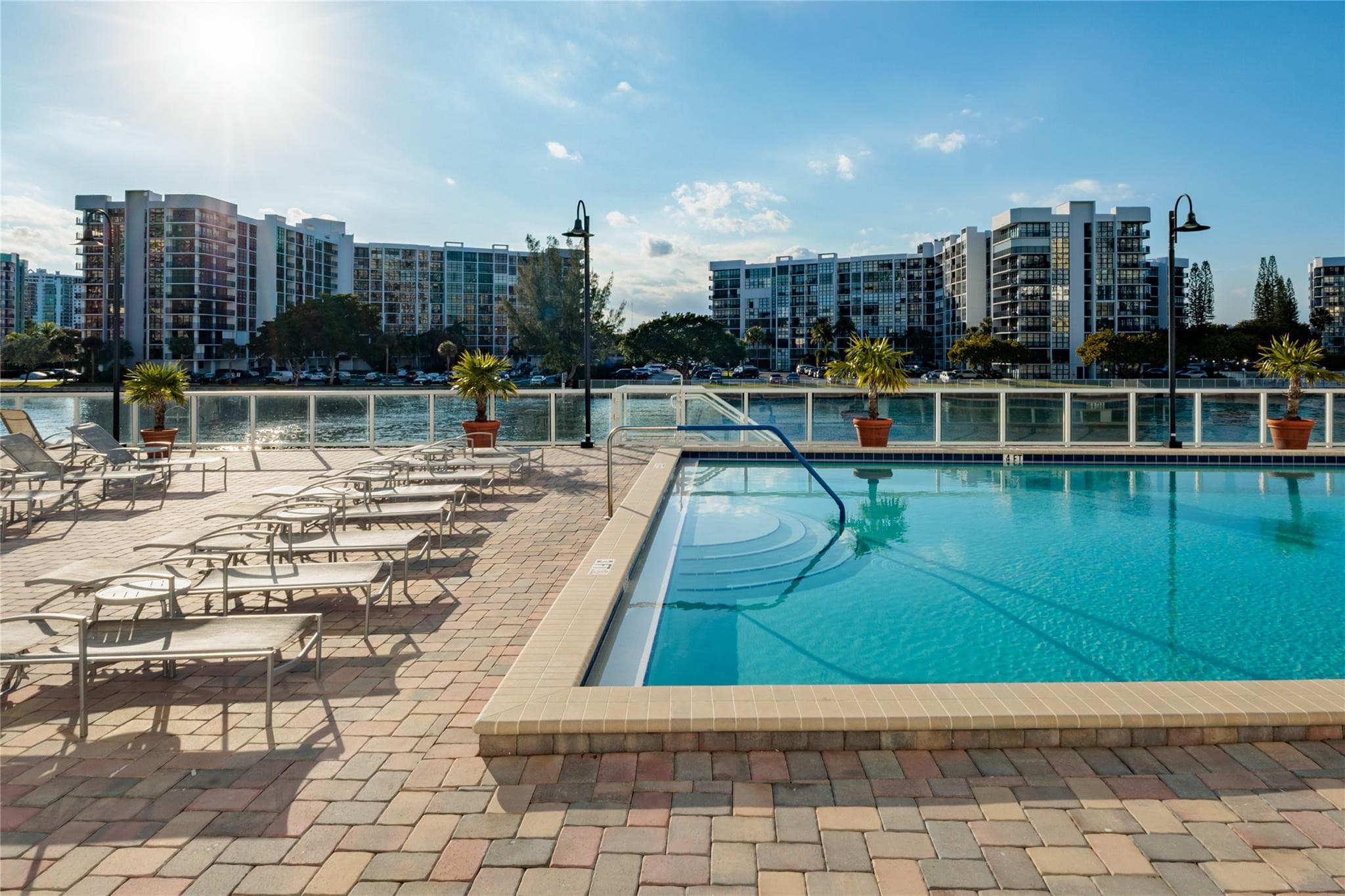 3001 S Ocean Drive 727, Hollywood, FL 33019 — photo 7 of 36