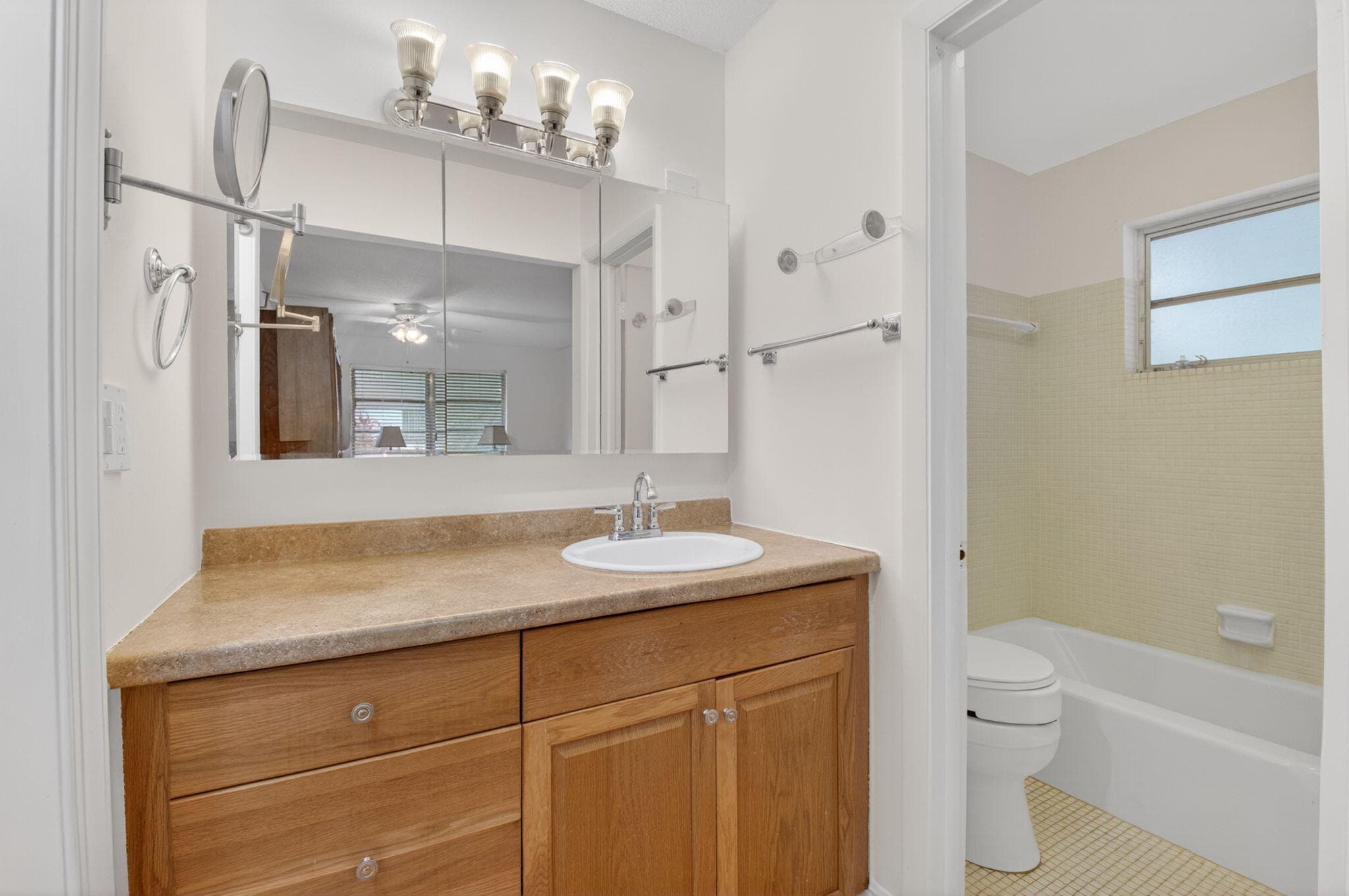 172 High Point Terrace W D, Delray Beach, FL 33445 — photo 18 of 25