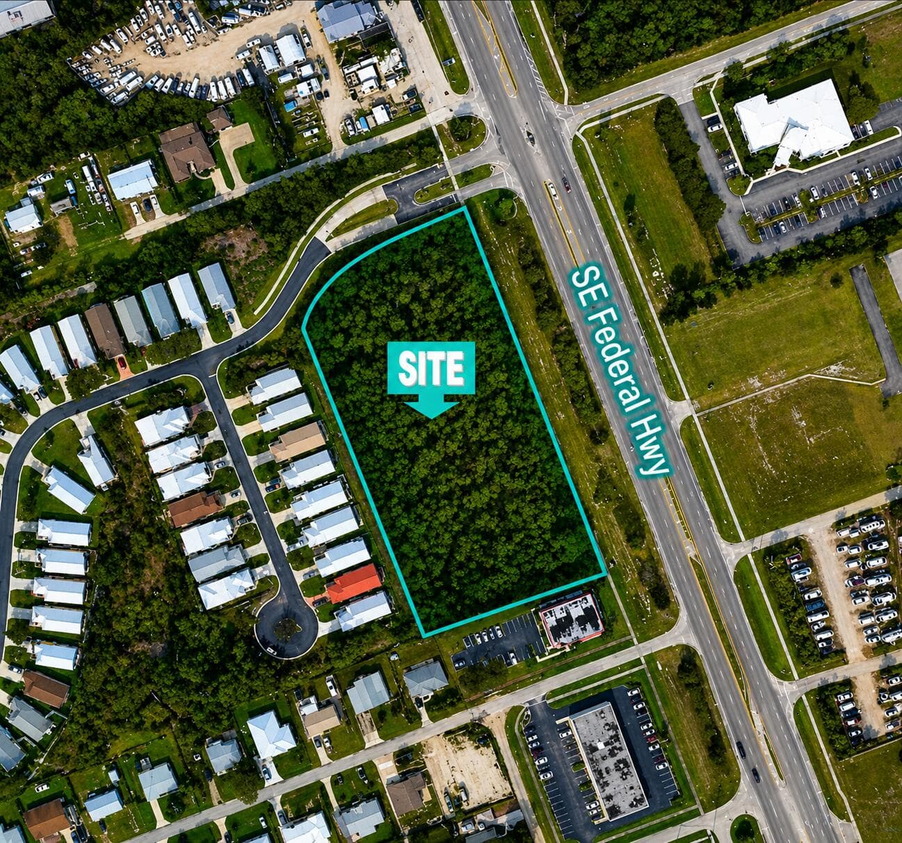 8200 SE Sugar Pines Way, Hobe Sound, FL 33455 — photo 4 of 5