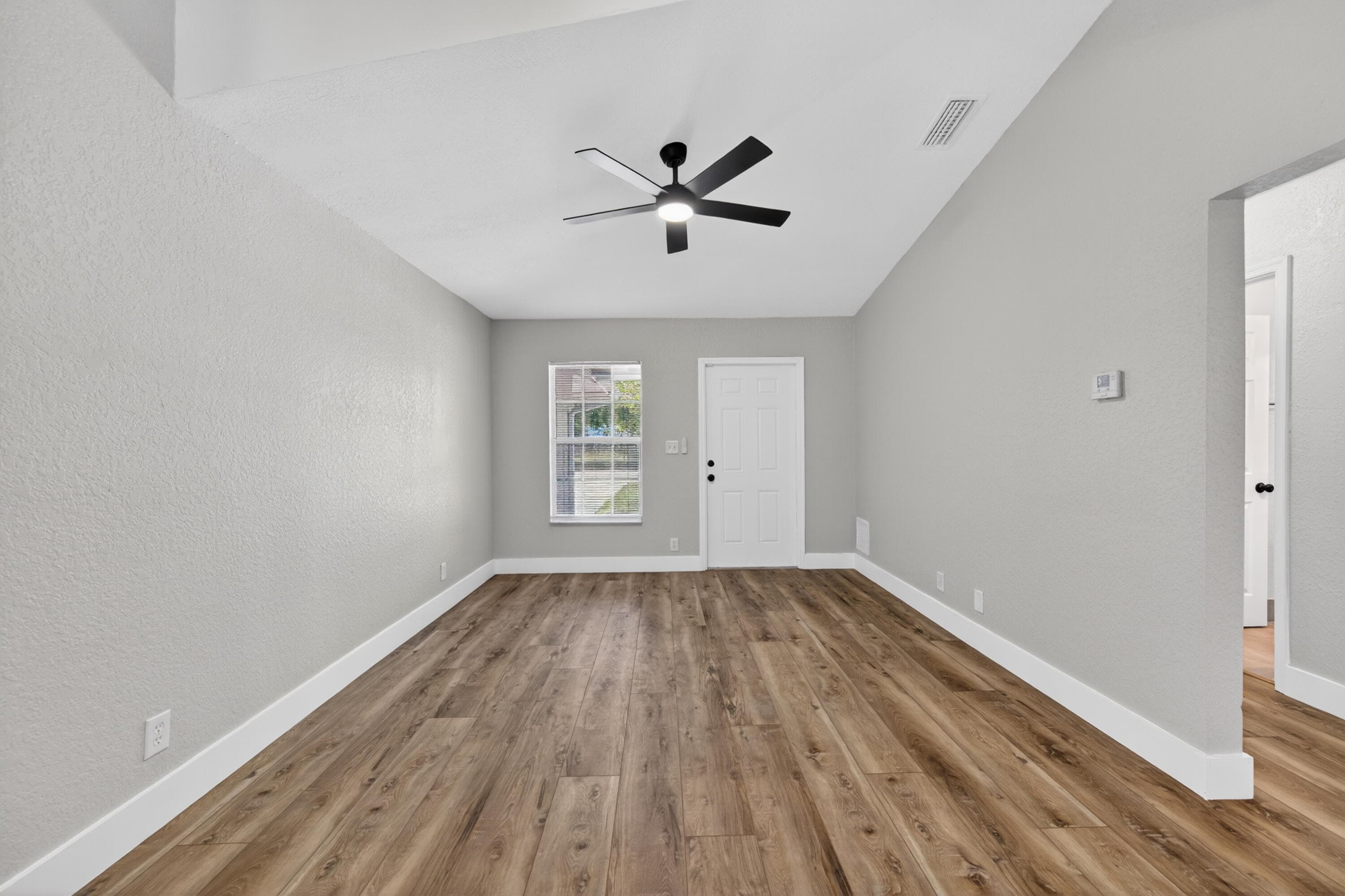 351 NW 8th Avenue, Delray Beach, FL 33444 — photo 10 of 34