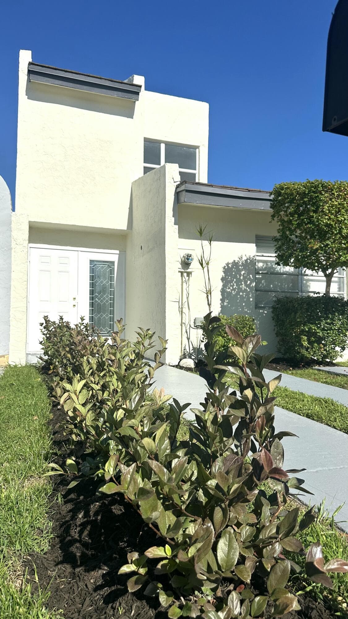 4300 W 10th Court, Hialeah, FL 33012 — photo 3 of 39