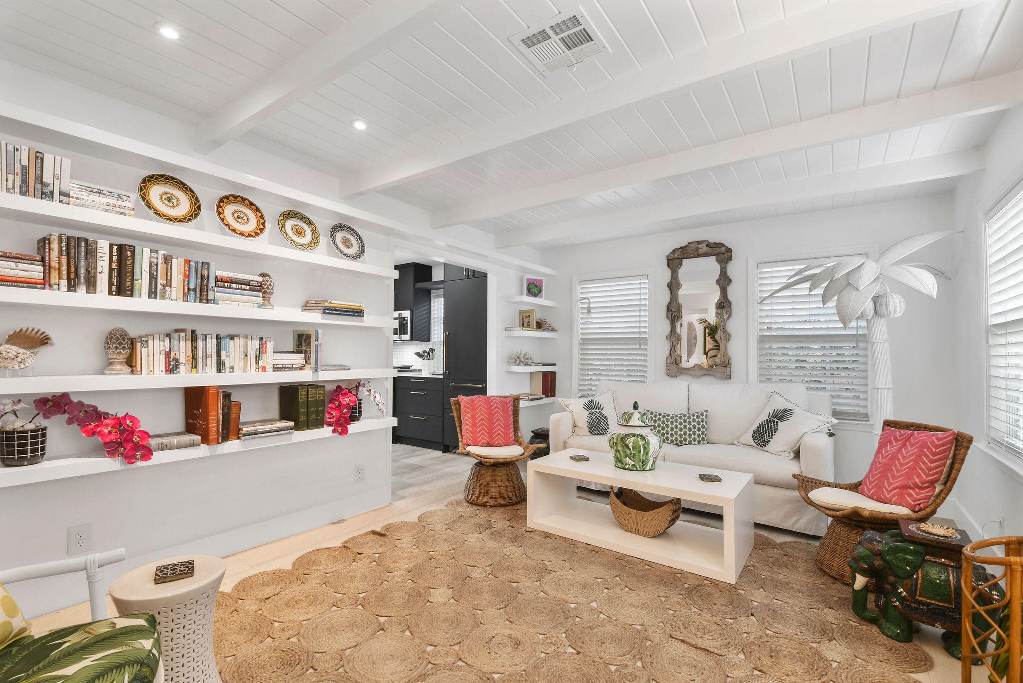 612 N Palmway, Lake Worth Beach, FL 33460 — photo 4 of 22