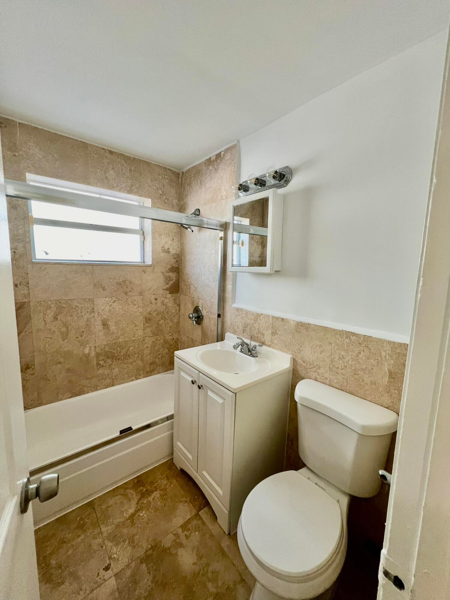 901 Meridian Avenue 103, Miami Beach, FL 33139 — photo 10 of 13