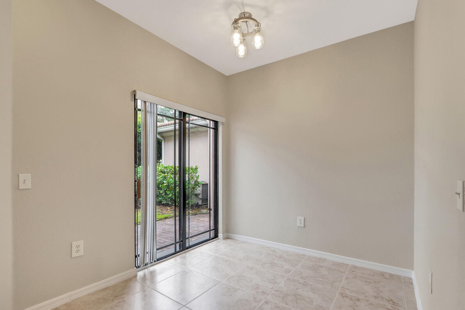 2804 Sarento Place 113, Palm Beach Gardens, FL 33410 — photo 11 of 61